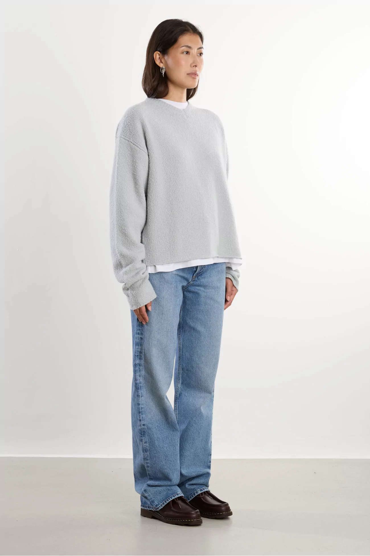 Men's Boucle Wool V-Neck Sweater – Talc Boucle | Centre Commercial