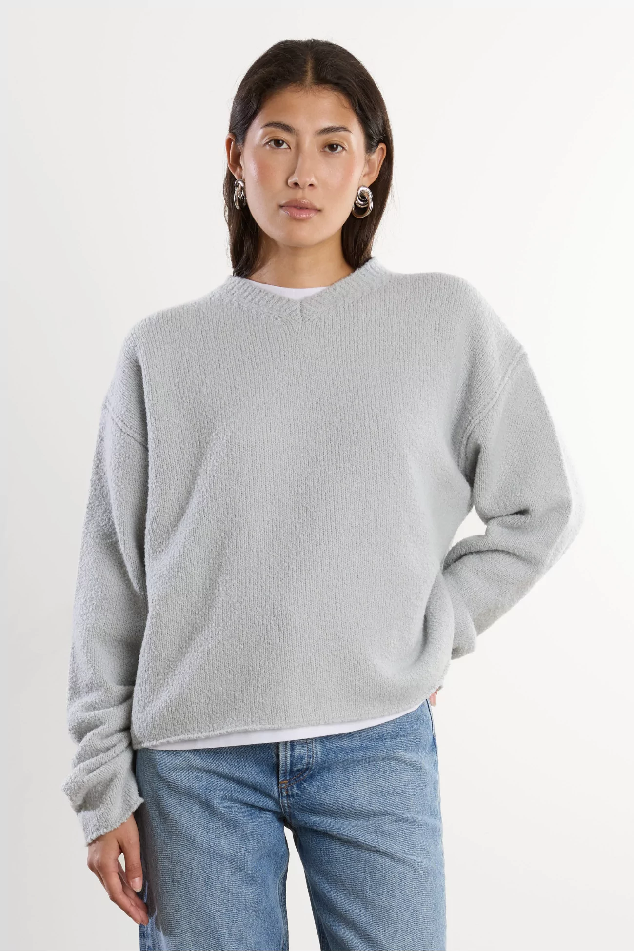 Pull Homme Laine Bouclette Col V Boucle Wool – Talc Boucle | Centre Commercial