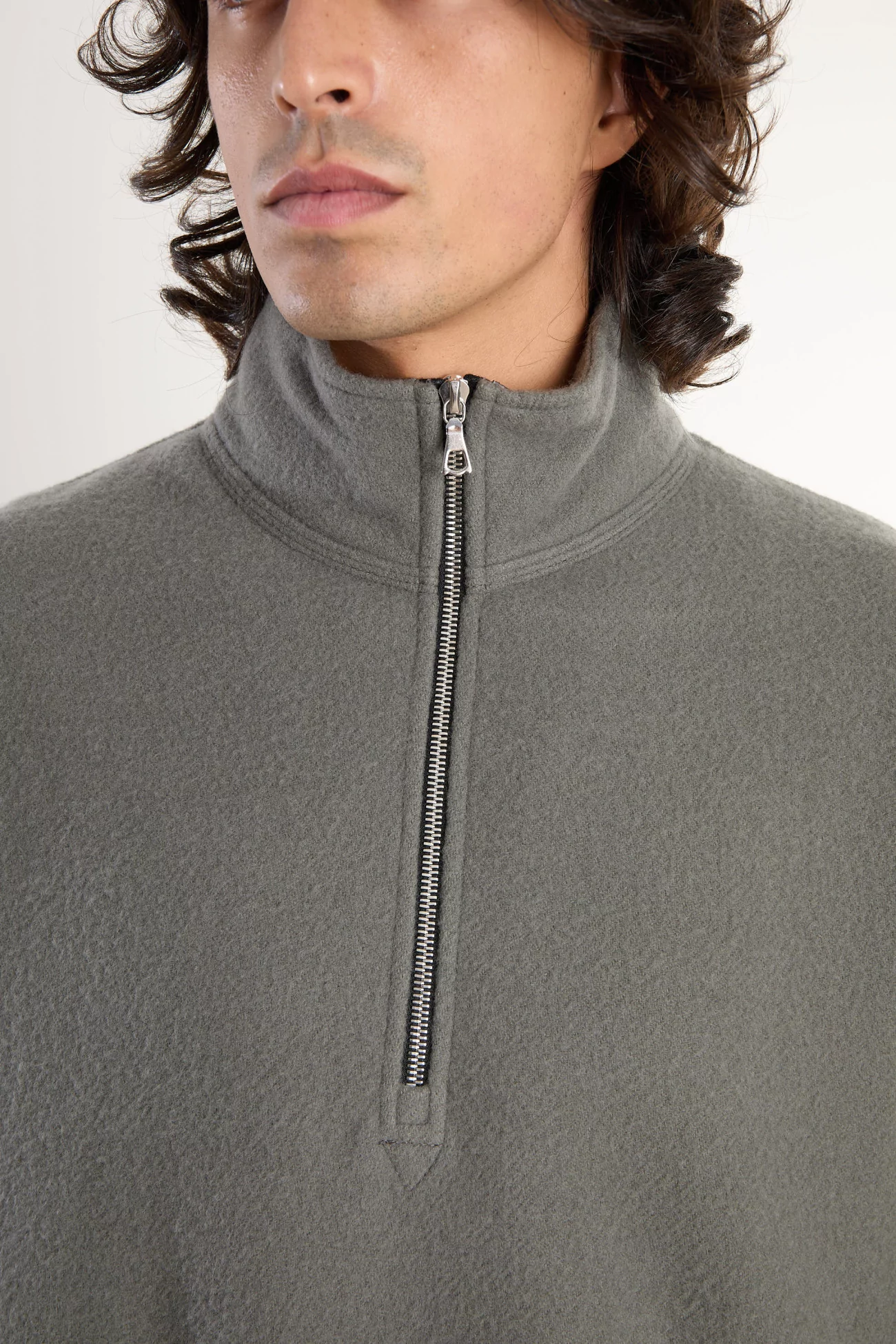 RIER Natural Wool Polo Fleece – Zinc | Centre Commercial