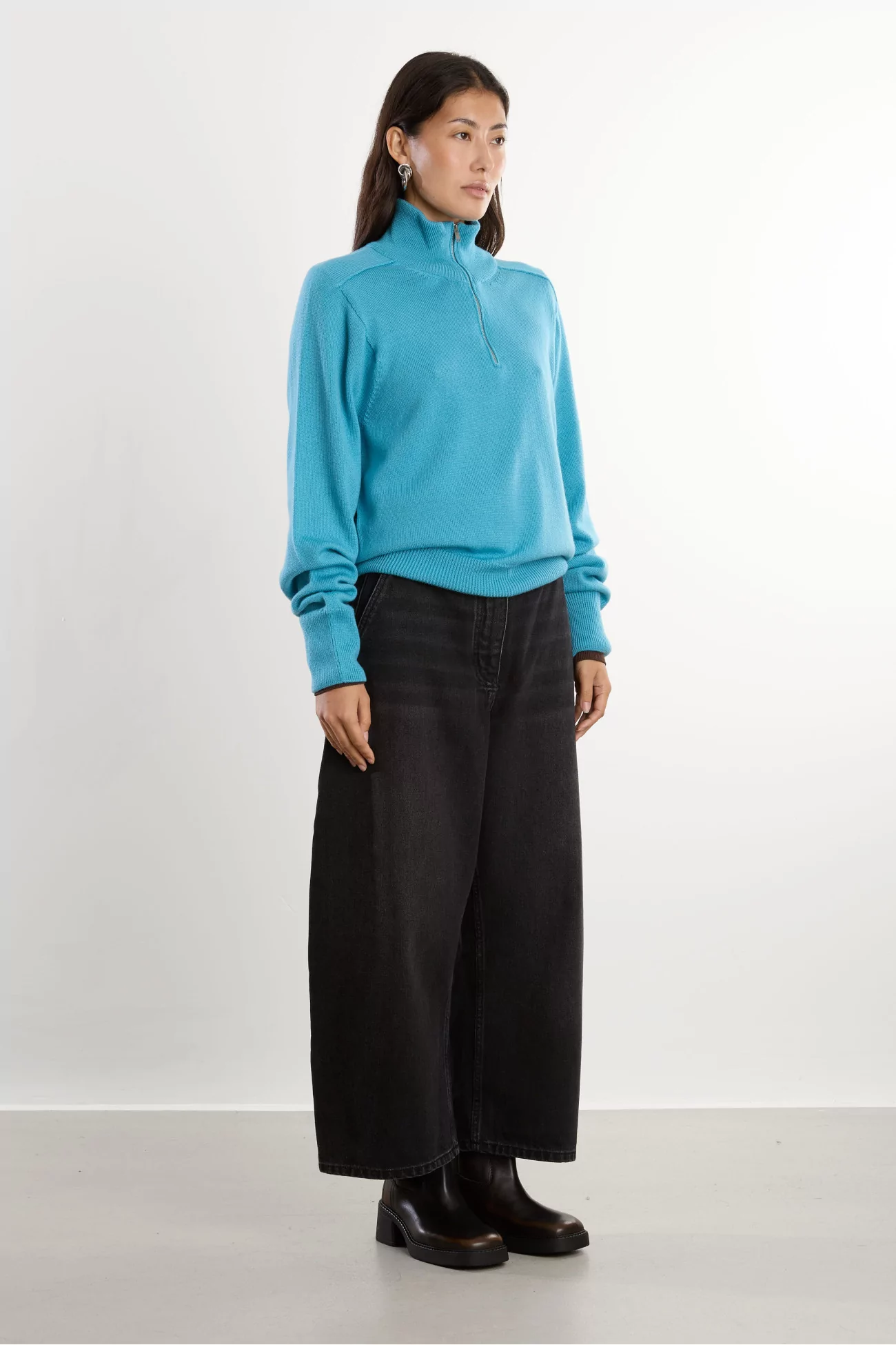 Pull Maren Laine Mérinos Studio Nicholson – Sky | Centre Commercial