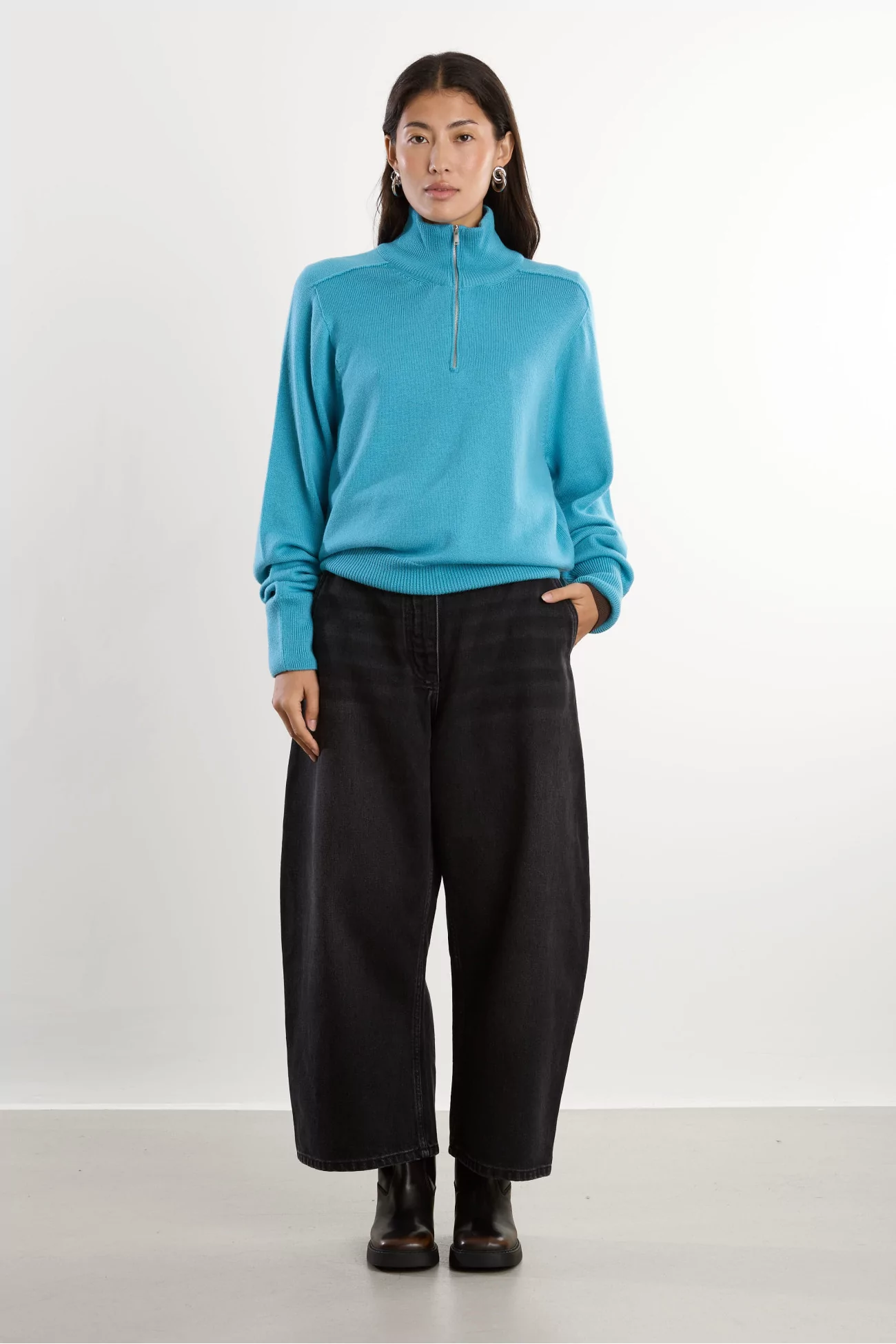 Pull Maren Laine Mérinos Studio Nicholson – Sky | Centre Commercial