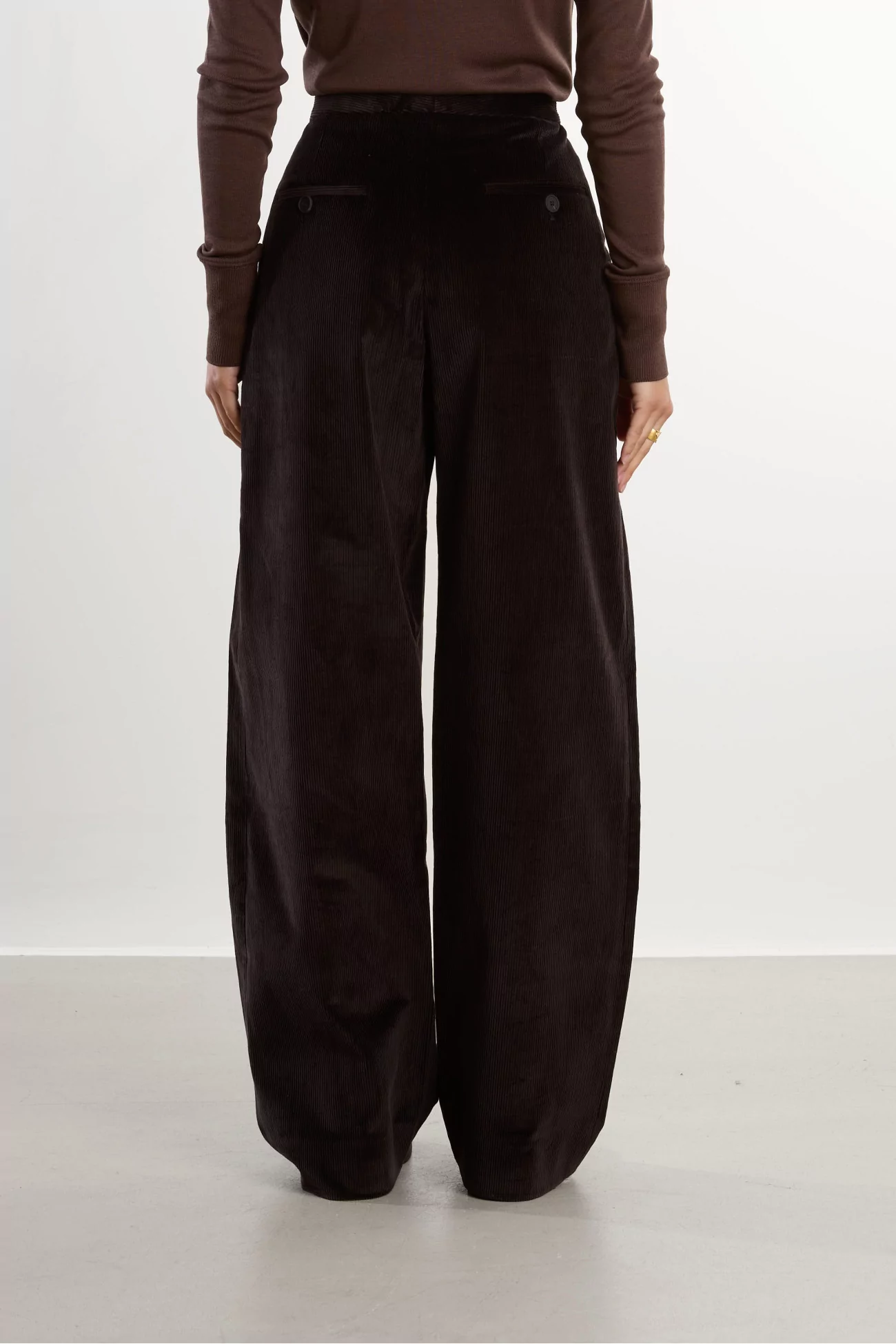 Grange Corduroy Trousers Studio Nicholson – Espresso | Centre Commercial