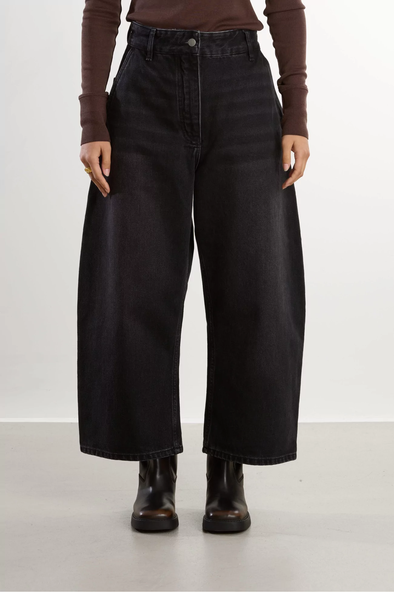 Chalco Wide Leg Denim Pant – Washed Black | Centre Commercial