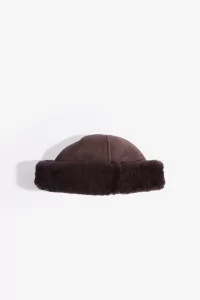 Cawley Curly Sheepskin Cap – Chocolate | Centre Commercial