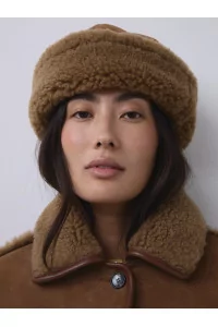 Cawley Curly Sheepskin Cap – Tan | Centre Commercial