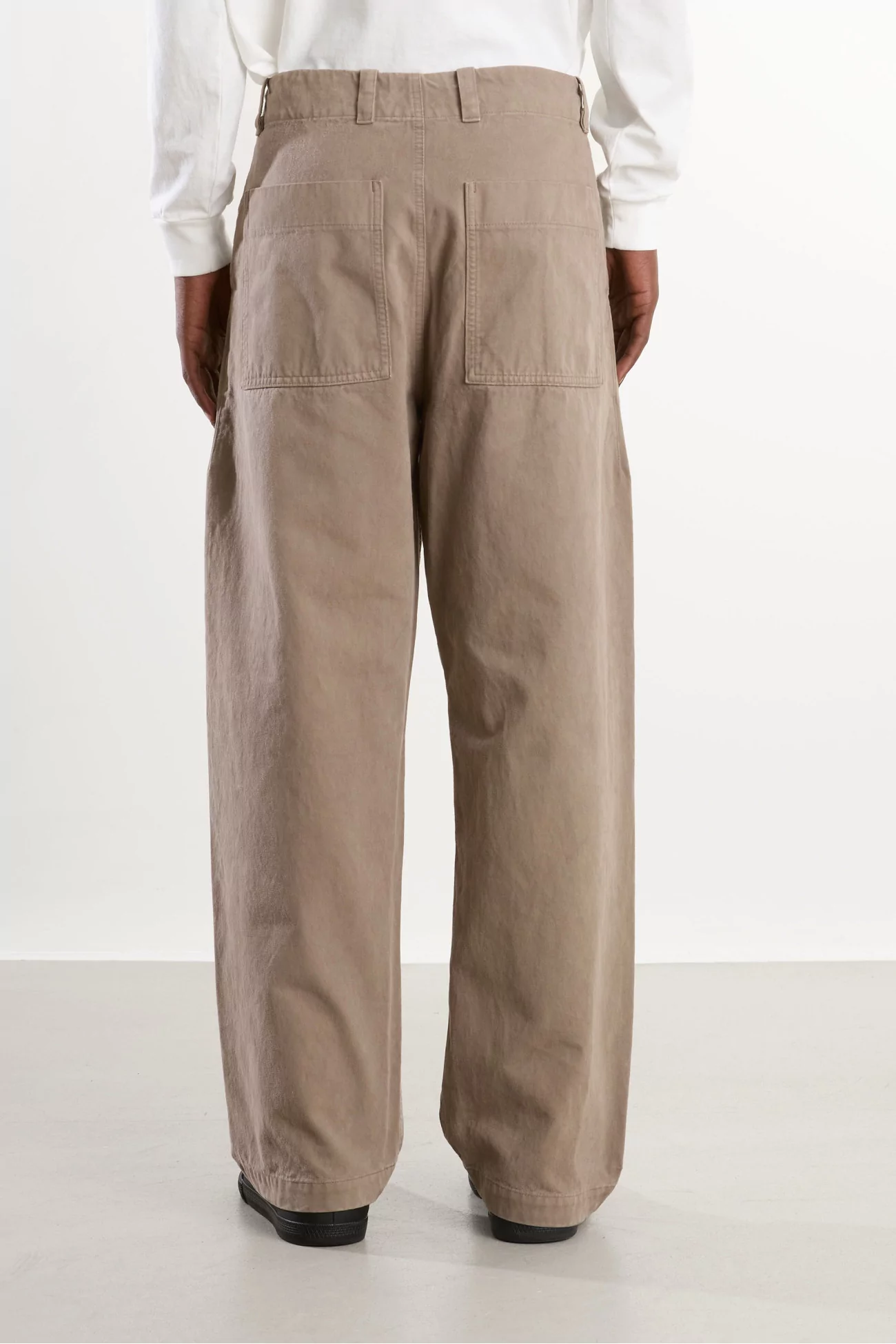 Pantalon Coton Jambe Large Arpenteur Lux P – Warm Grey | Centre Commercial