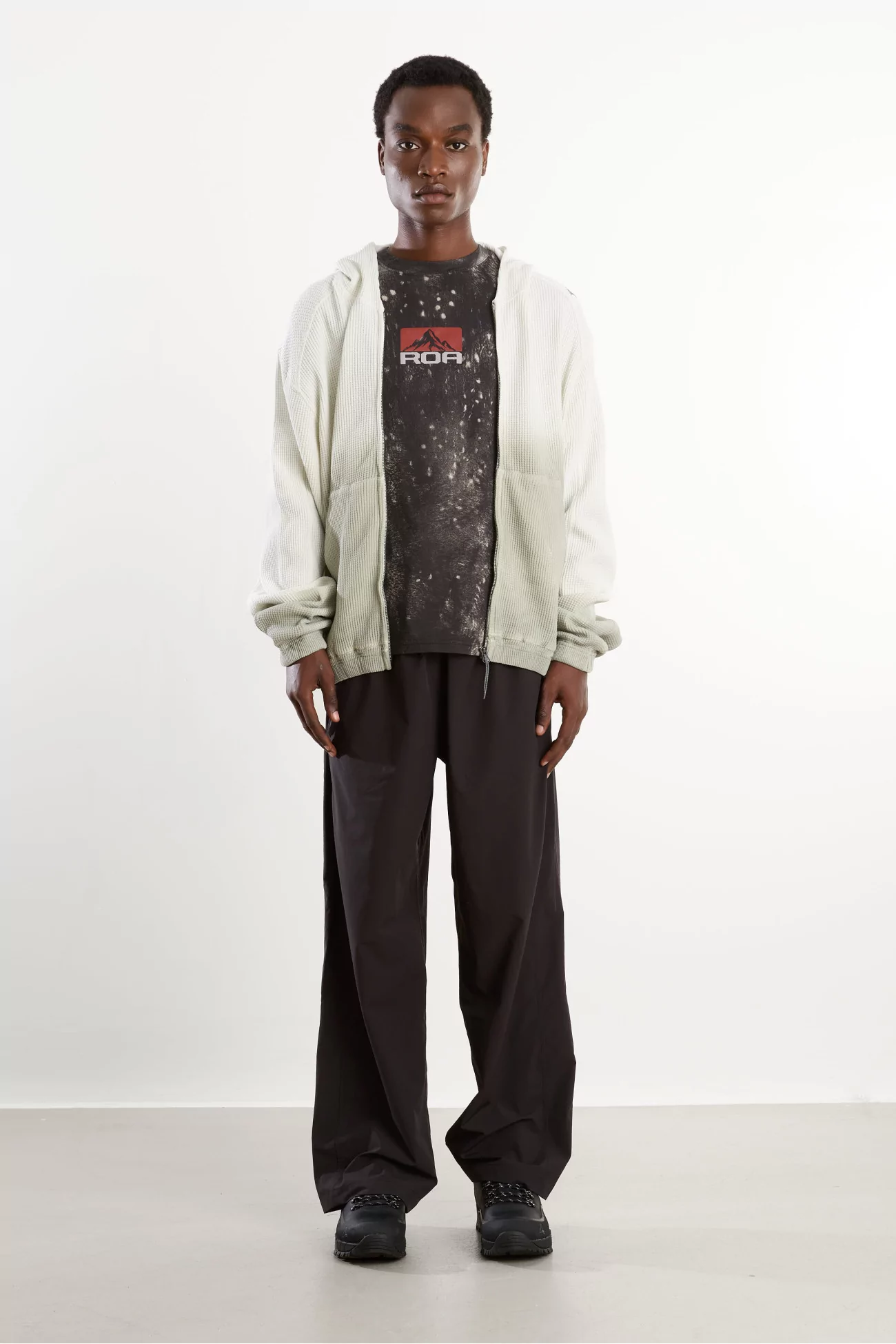 Organic Cotton ROA Bee Sun Faded Zip Hoodie – Dirty White | Centre Commercial