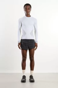 ROA Daze Compression Seamless Base Layer – White | Centre Commercial