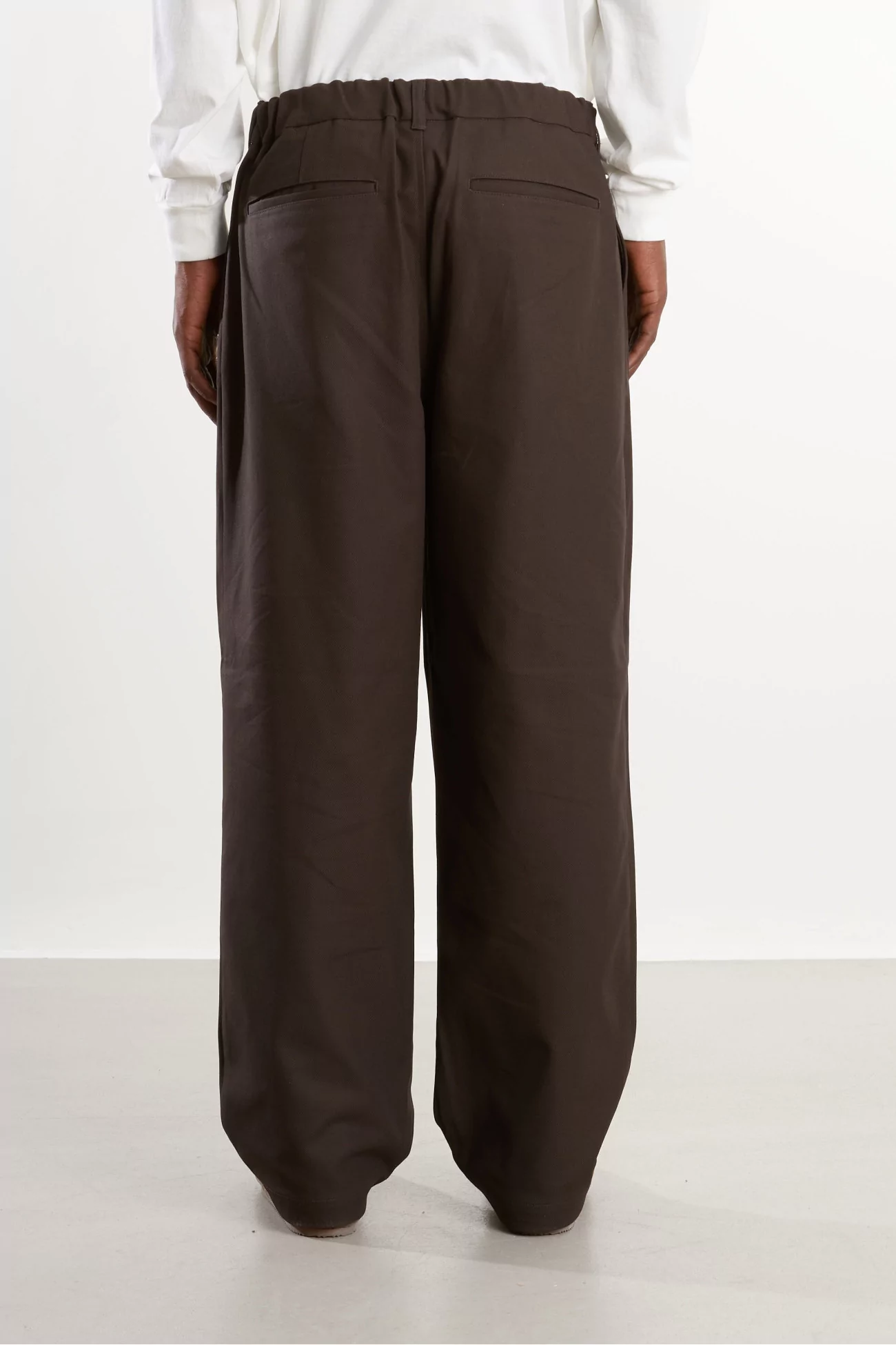 Cotton Pleated Pants Men Dark Brown – Still By Hand