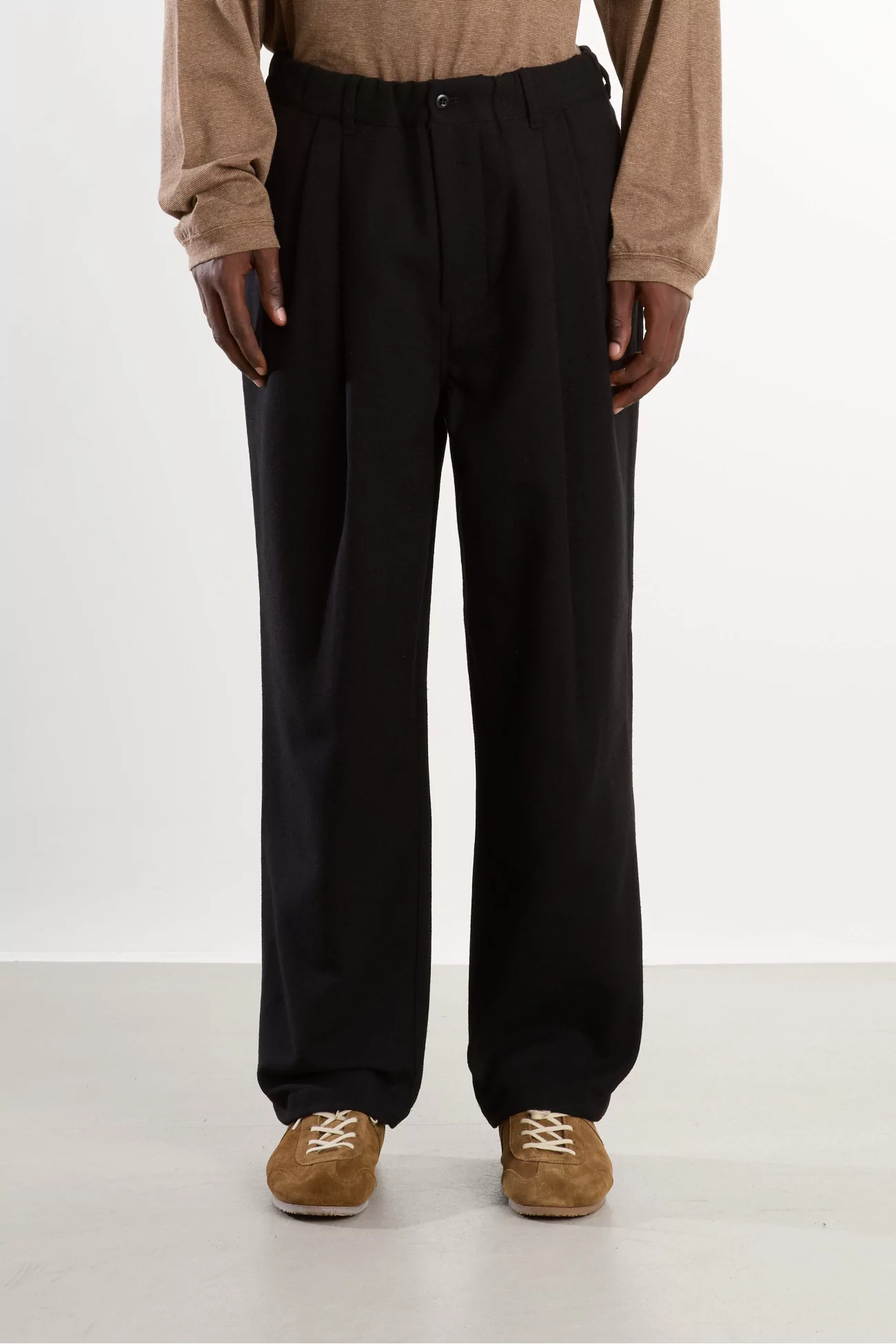 Pantalon laine mélangée à plis Homme Black – Still By Hand