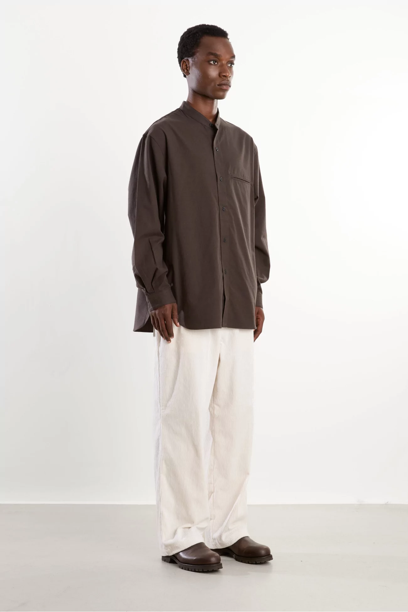 Chemise col mao coton soie Homme Brown Charcoal – Still By Hand