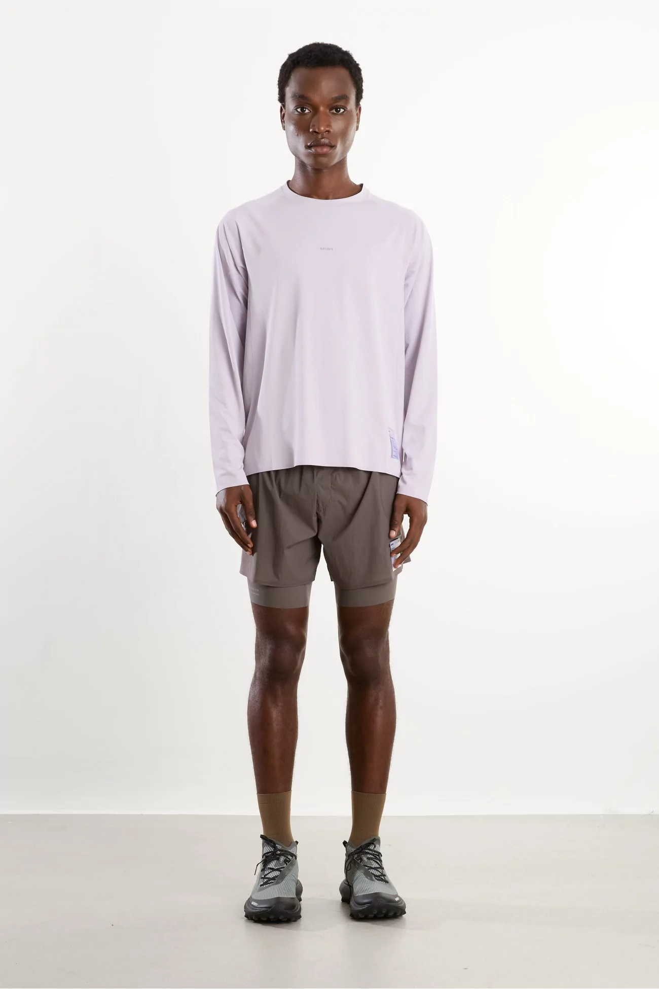 Satisfy AuraLite UV Long Tee Running Men – Misty Lilac | Centre Commercial