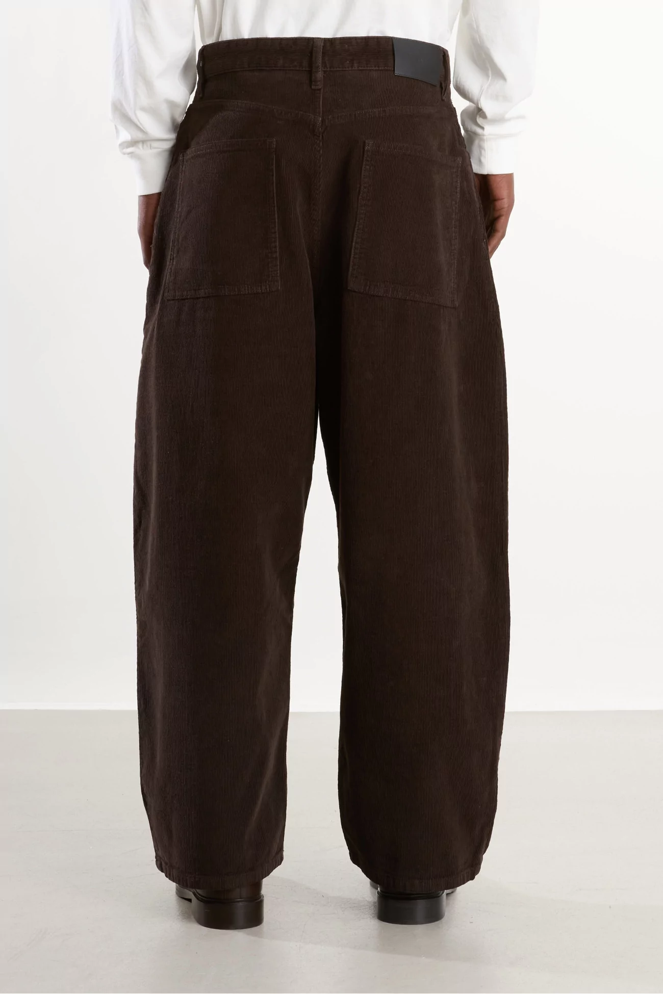 Studio Nicholson Paolo Corduroy Pants – Coffee | Centre Commercial