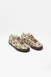 Veja Panenka Leather Sneakers Women – Pierre Wild Country | Centre Commercial