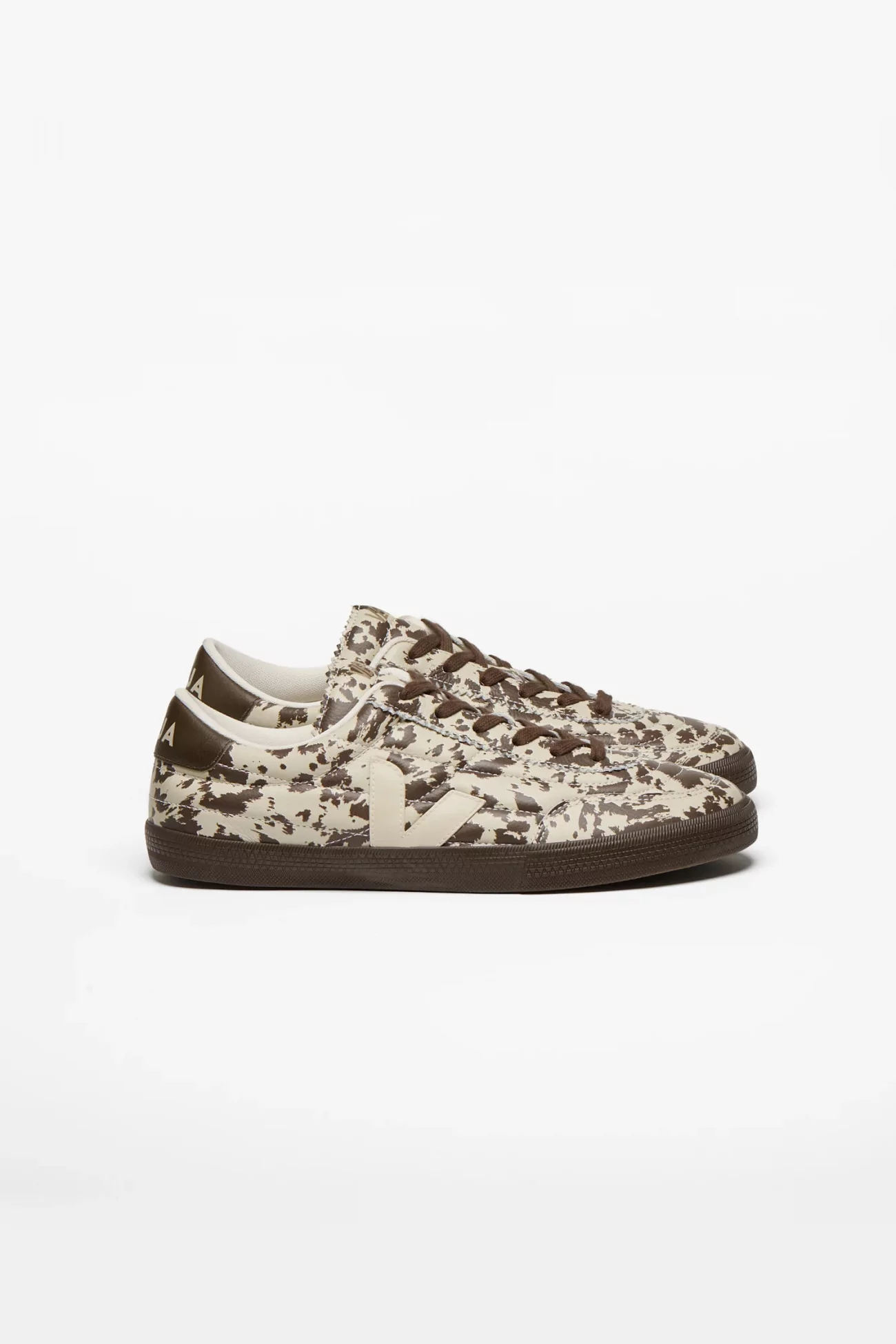 Veja Panenka Leather Sneakers Women – Pierre Wild Country | Centre Commercial