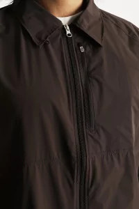 Recycled Run Wild Running Overshirt – Espresso | Centre Commercial