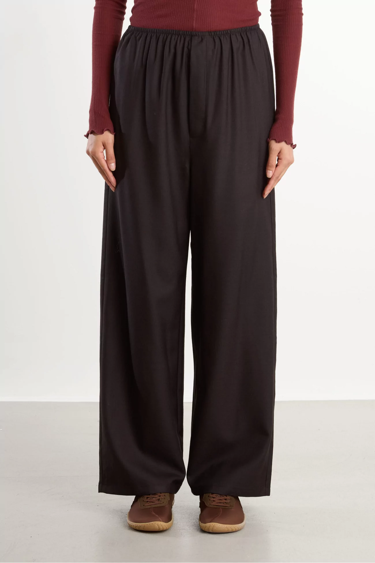 Pantalon Femme Laine Stoa – Brown Black | Centre Commercial