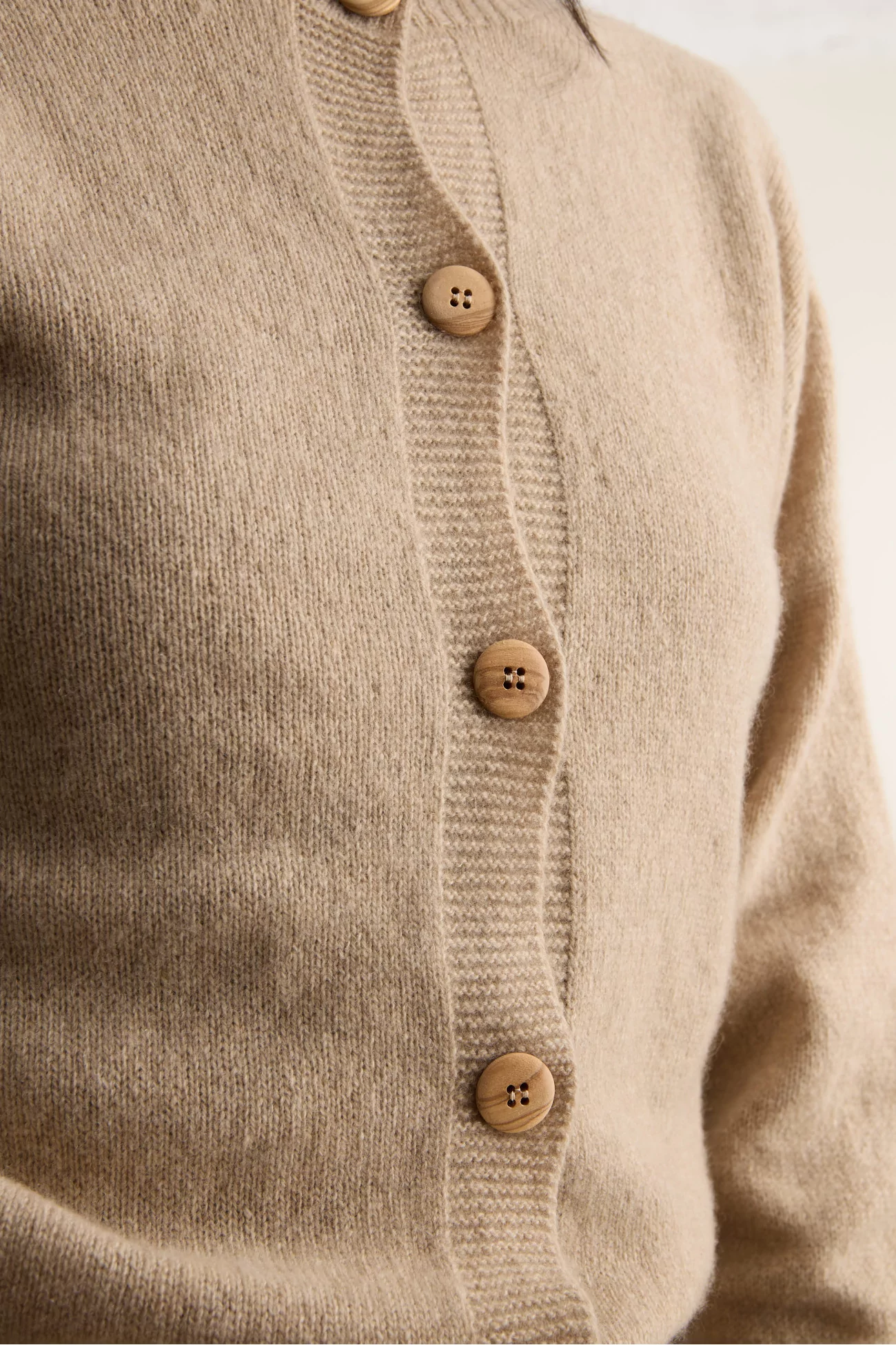 Cardigan Femme Cachemire Recyclé Tier – Camel | Centre Commercial
