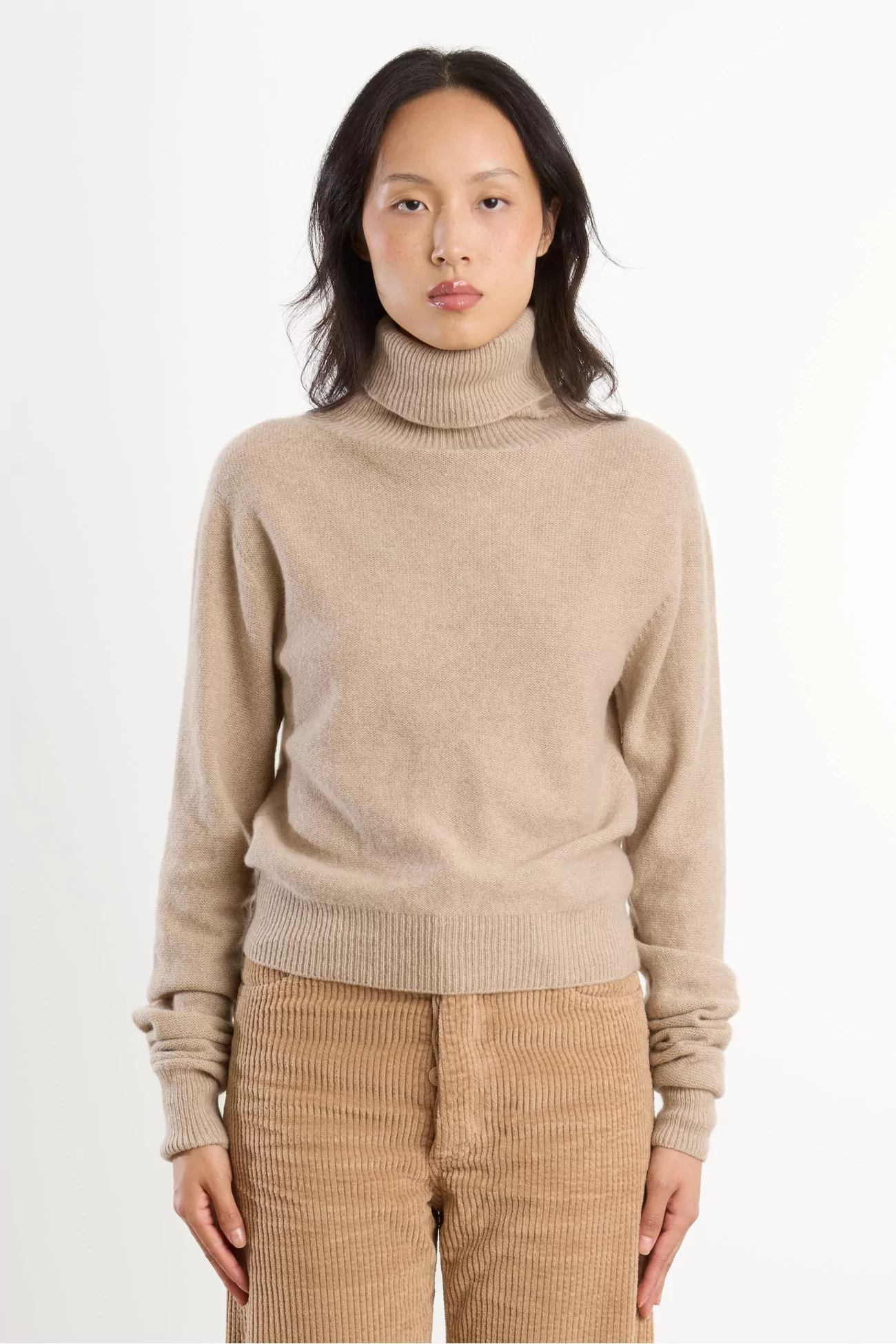 Recycled Cashmere Tier Turtleneck – Camel | Centre Commercial