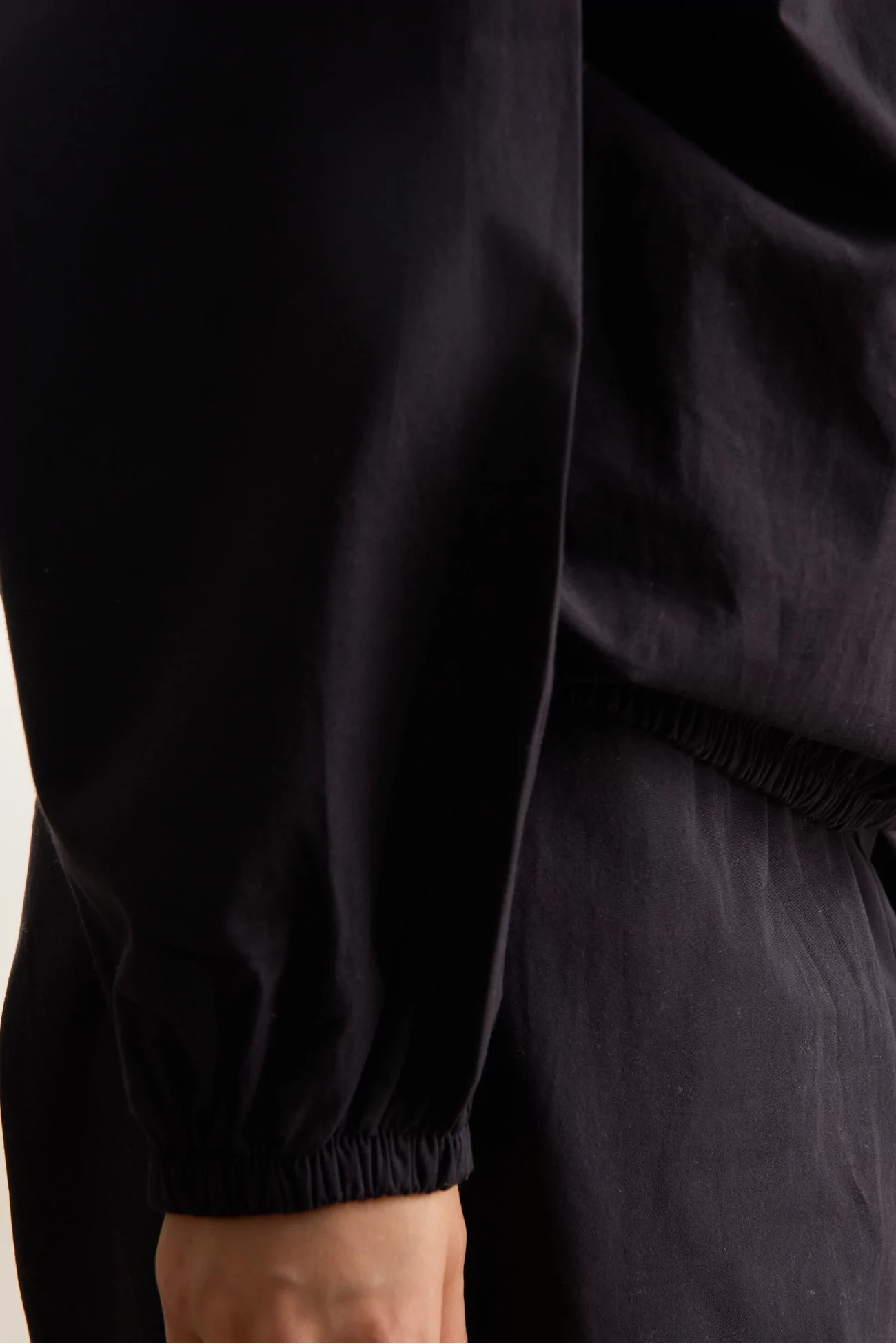 Organic Cotton Poplin Uro Top – Black | Centre Commercial