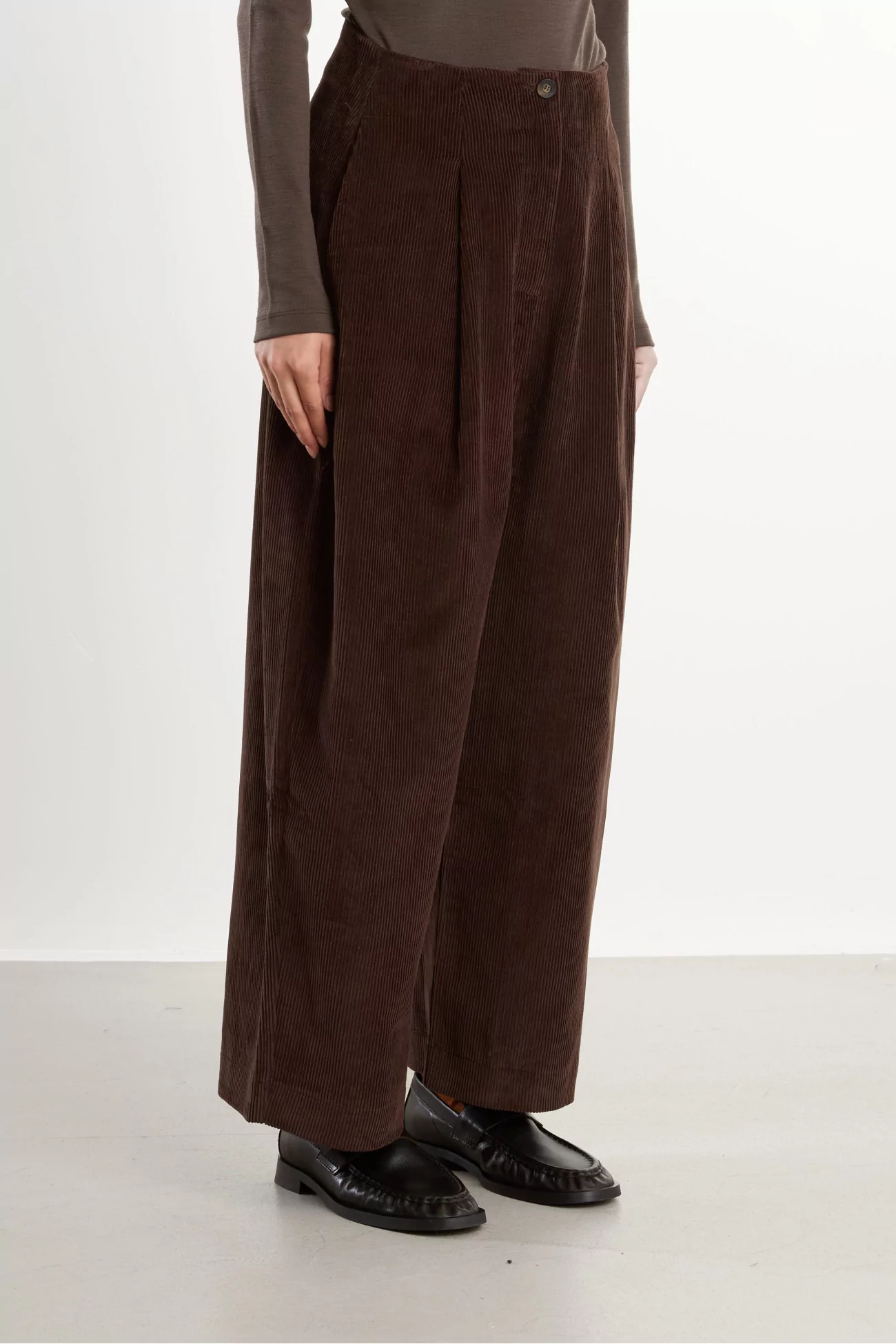Cotton Corduroy Foam Pants – Brown | Centre Commercial