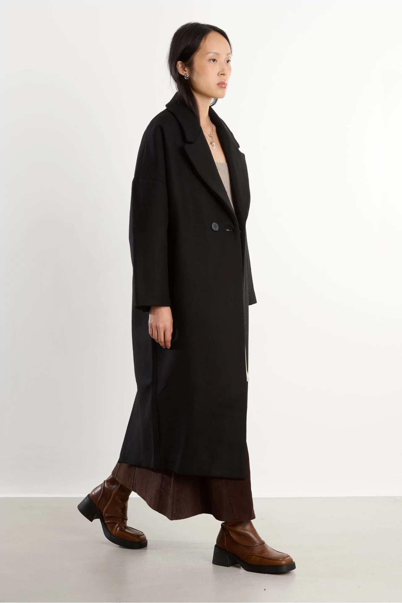 Oversized Wool Cedar Coat – Black | Centre Commercial