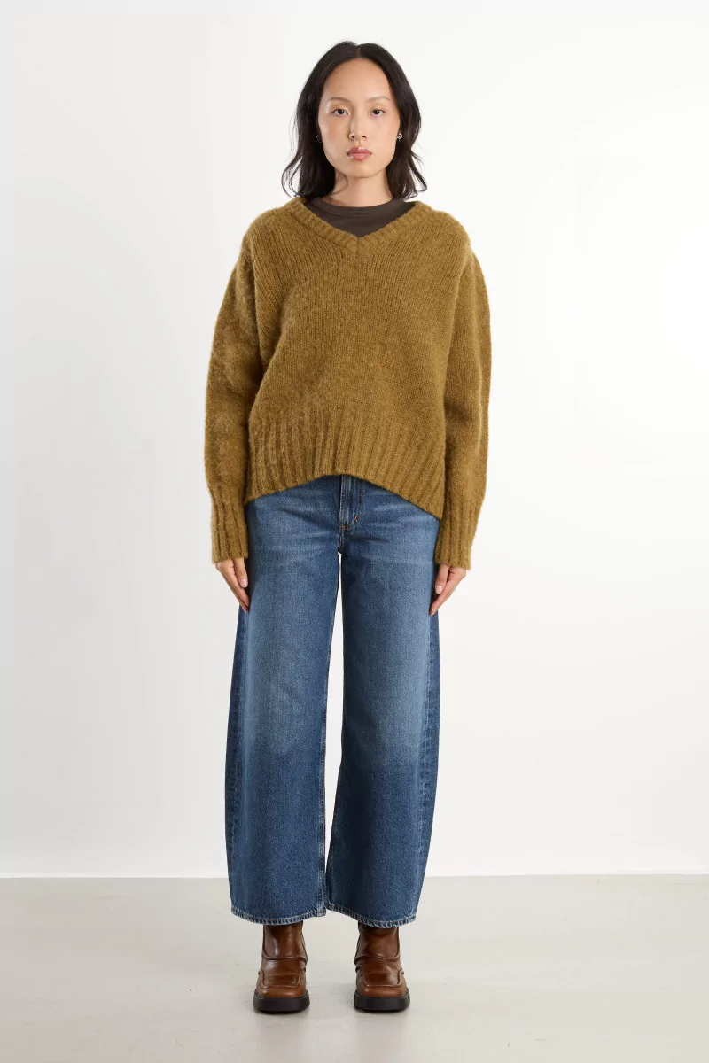 Shetland Wool V-Neck Queen Of The Night Sweater – Herbal Crush | Centre Commercial
