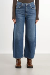 Low Curve Crop Regenerative Cotton Jean – Curb | Centre Commercial