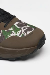 VEJA Harpie Trail Aeroshell – Floral Camo | Centre Commercial