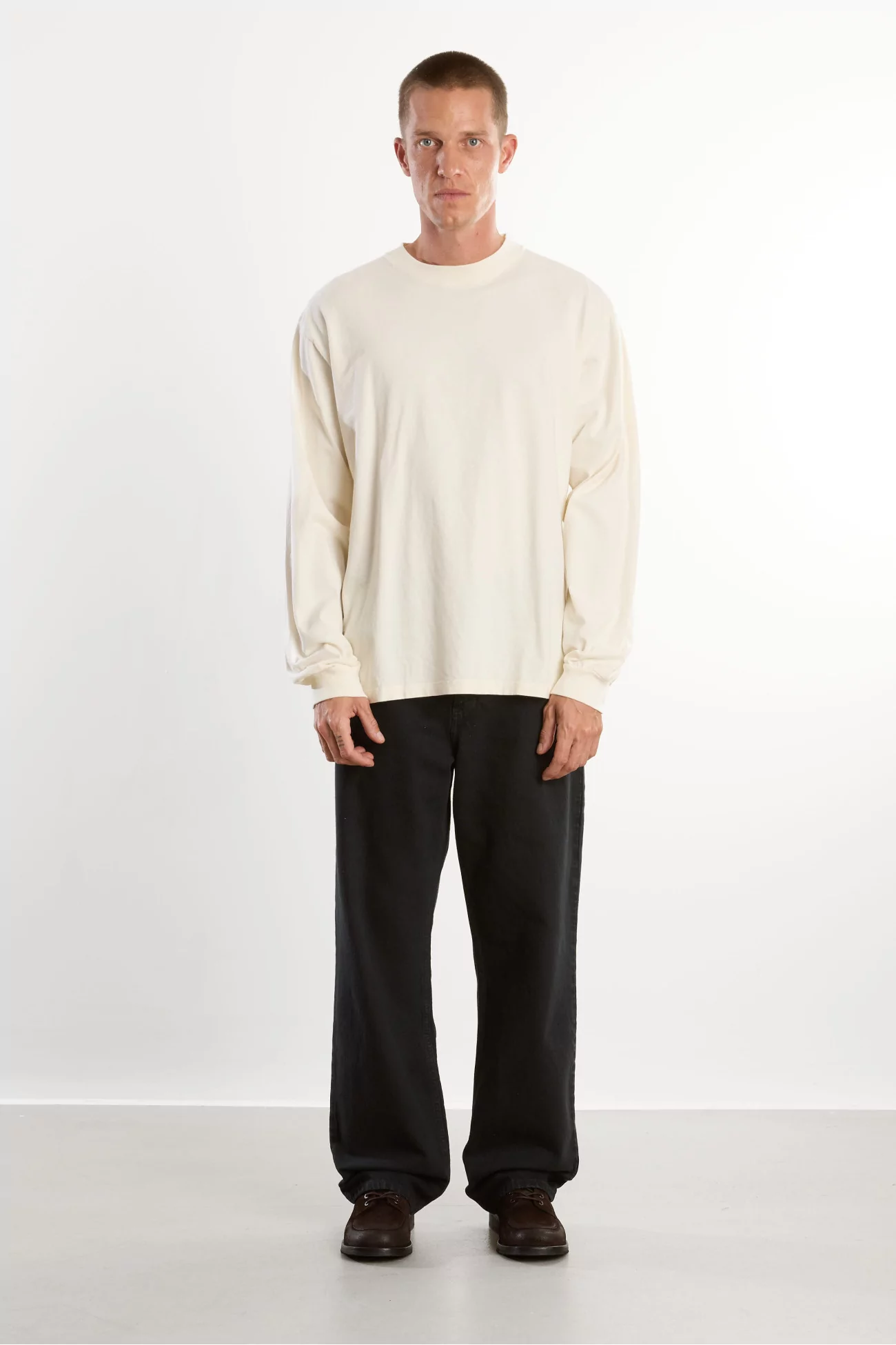 Men's Organic Cotton Long Sleeve T-shirt Regular Fit - Cannoli Cream | Centre Commercial