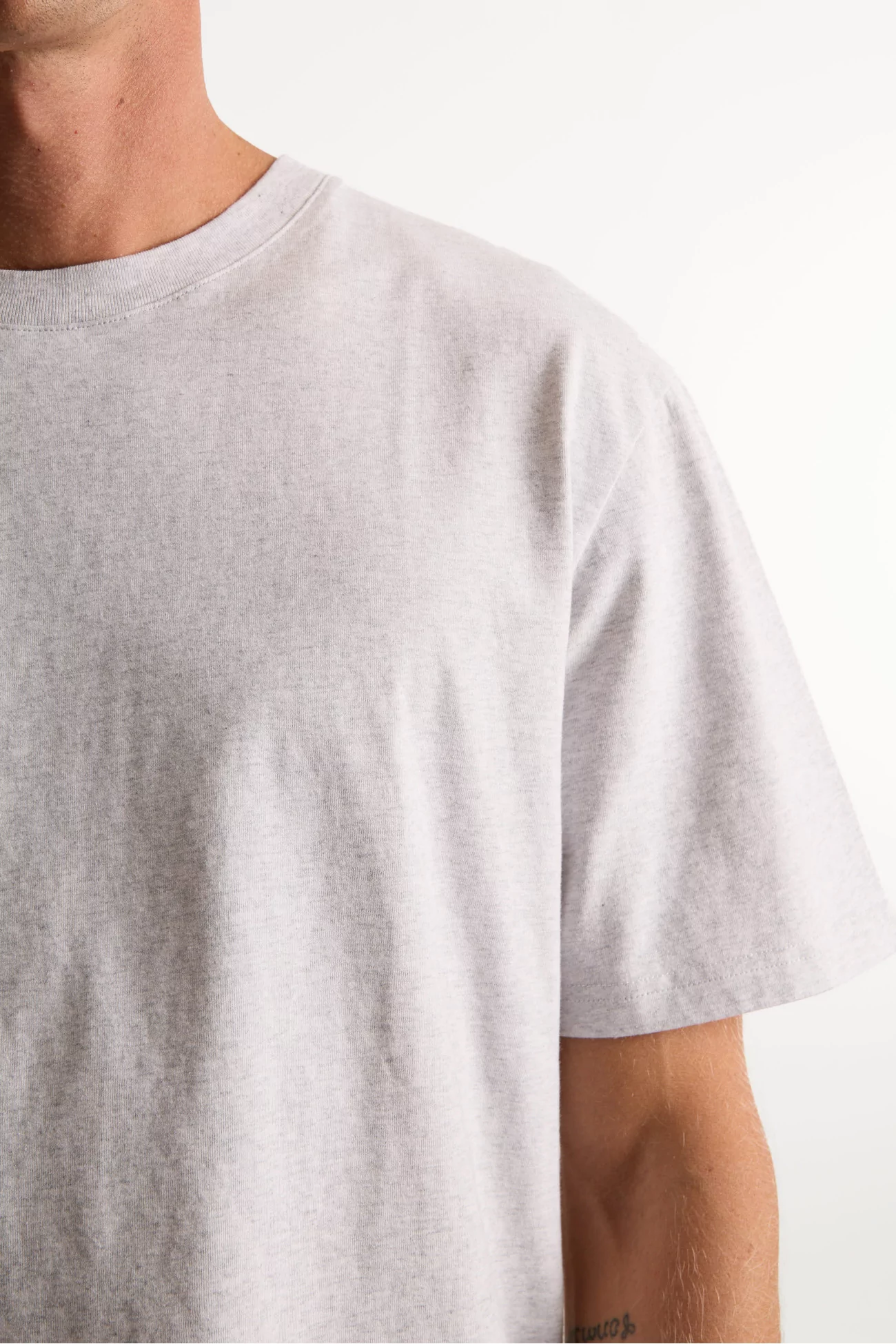 Men's Organic Cotton Regular Fit T-shirt - Heather Gray | Centre Commercial
