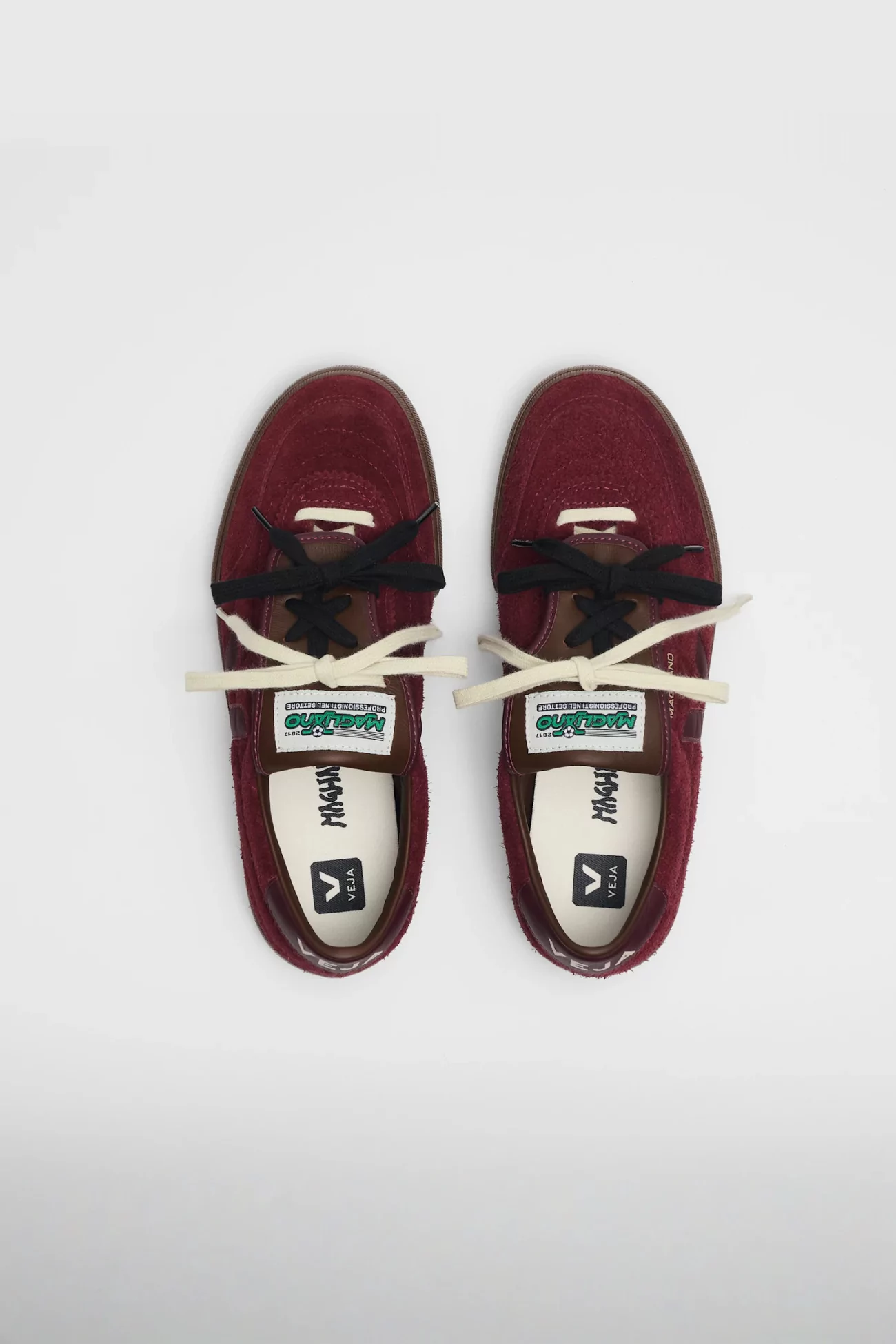 Baskets Panenka Suede Veja x Magliano – Amarante | Centre Commercial