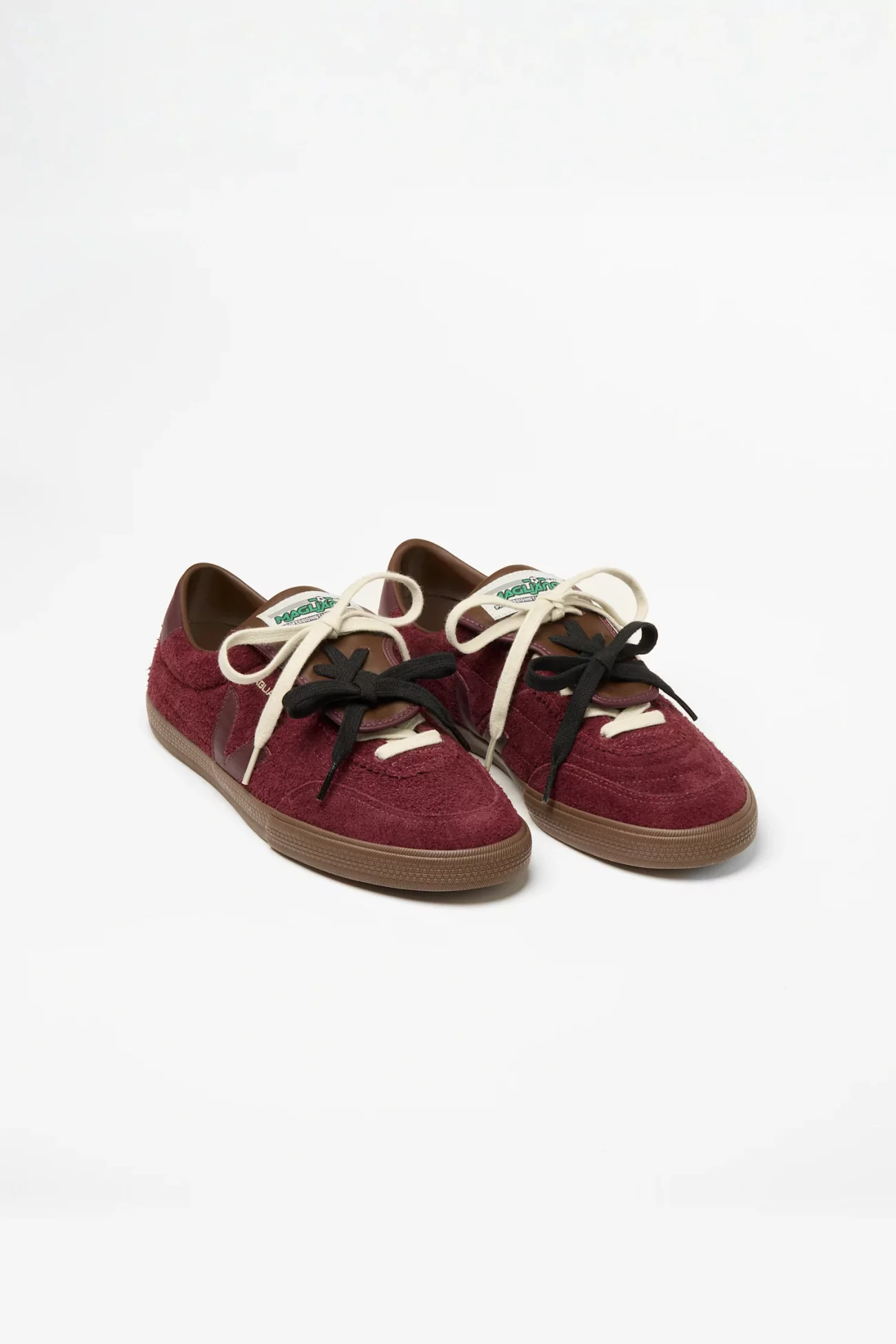 Baskets Panenka Suede Veja x Magliano – Amarante | Centre Commercial