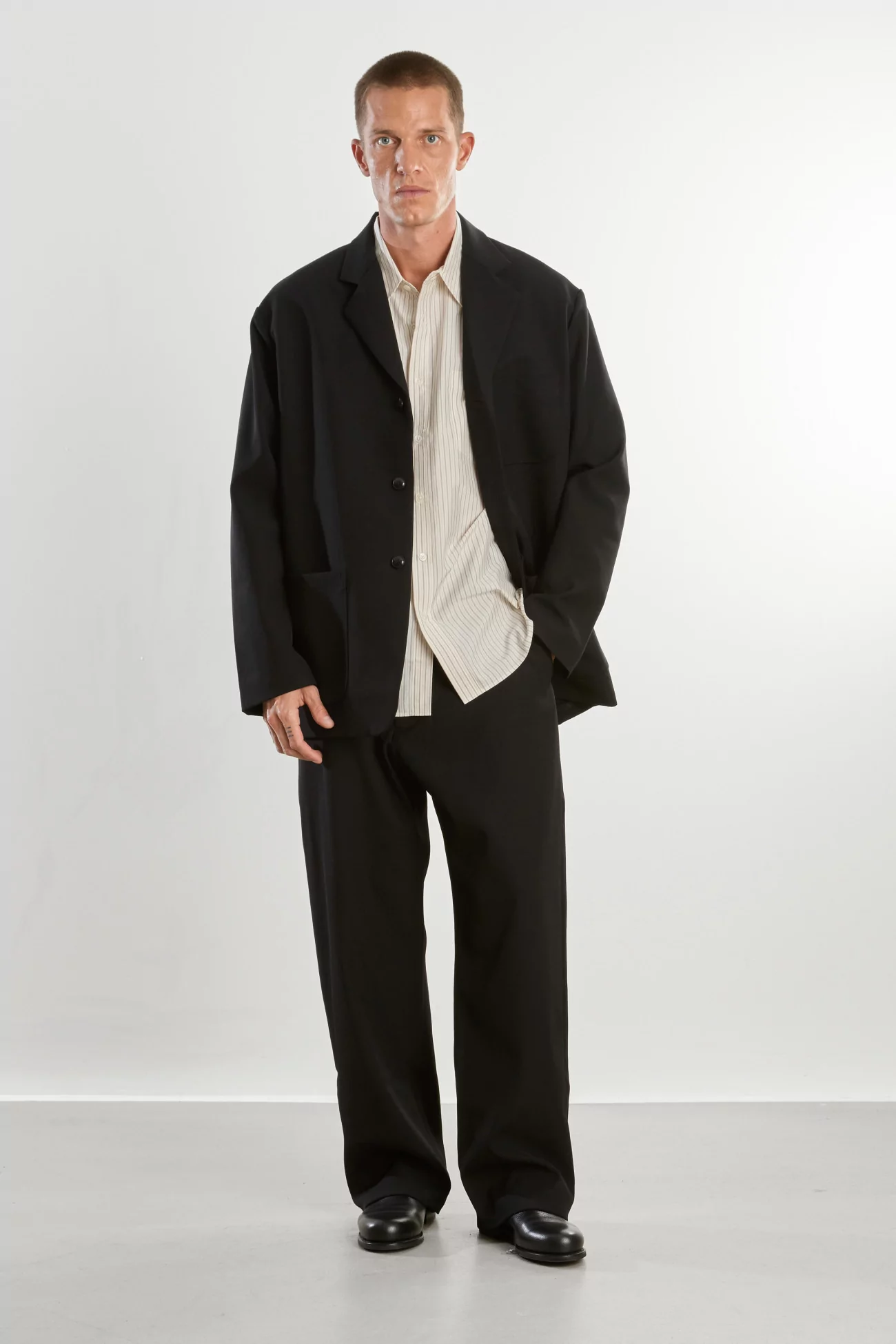 Men's Merino Wool Patch Blazer – Black | Centre Commercial