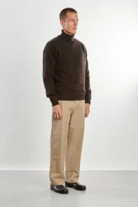 Recycled Cashmere Turtleneck – Dark Brown | Centre Commercial