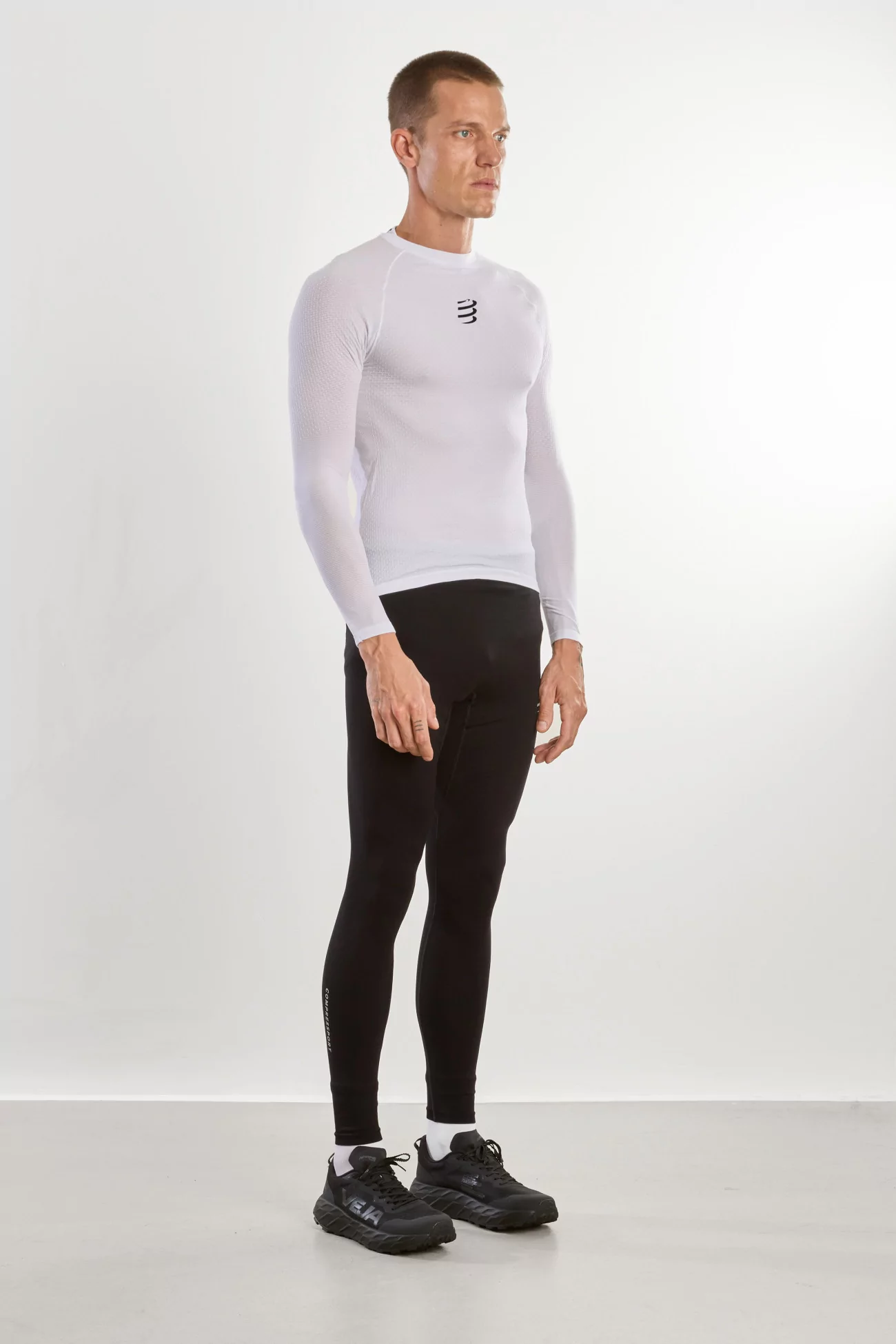 Base Layer Running Compressport 3D Thermo Ultralight – White | Centre Commercial