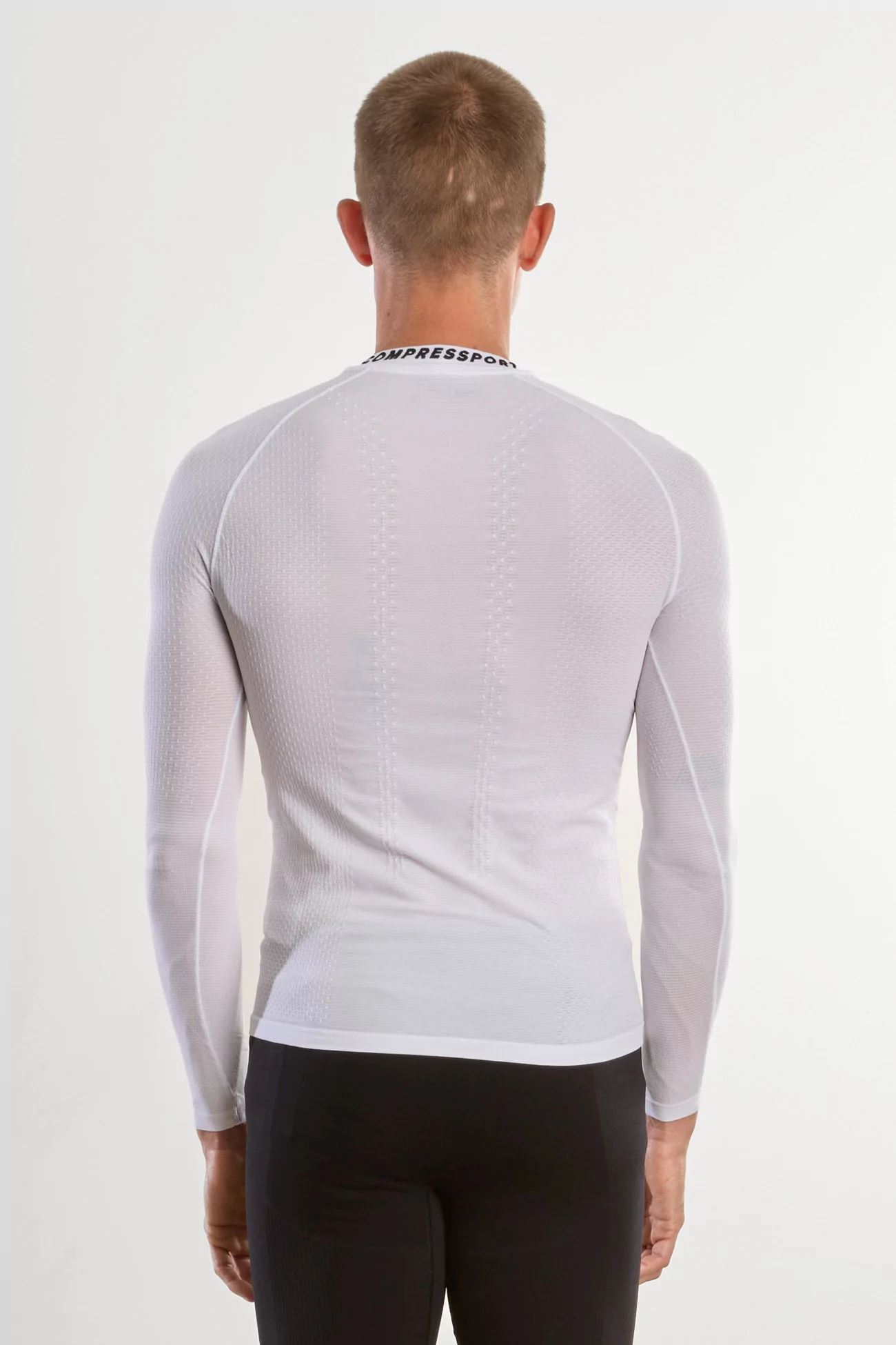 Compressport 3D Thermo Ultralight Base Layer – White | Centre Commercial