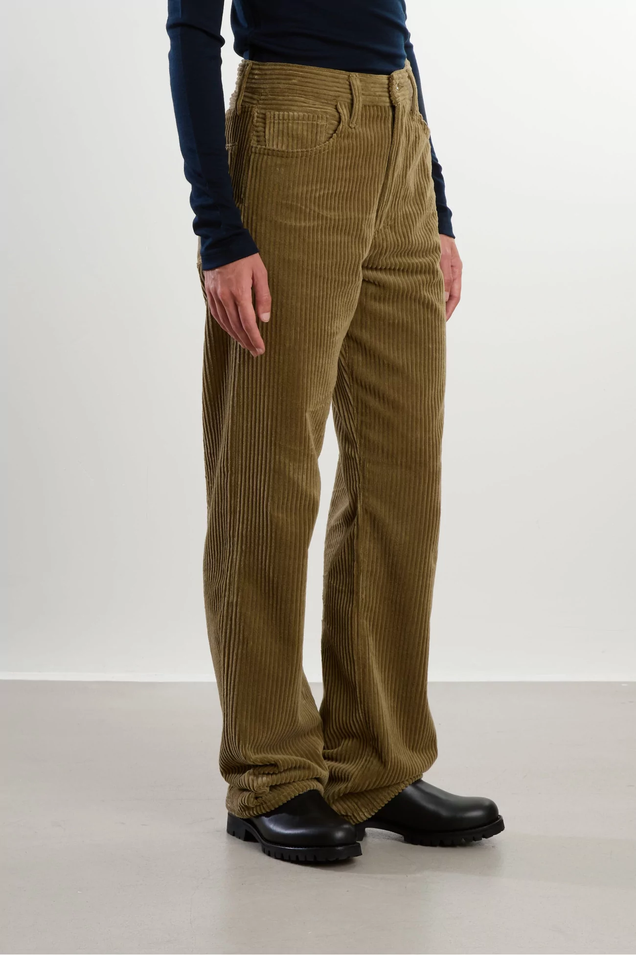 Pantalon Velours Côtelé Vintage Loose – French Khaki | Centre Commercial