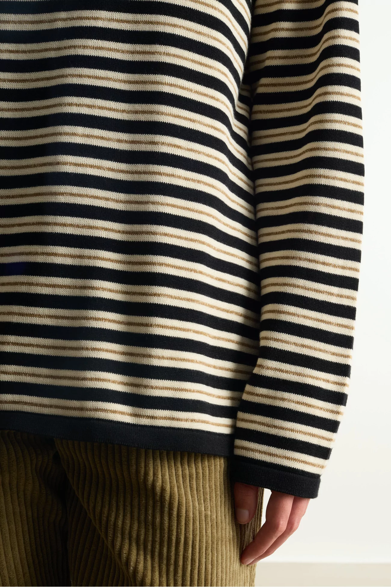 Organic Cotton Striped Long-Sleeve Tee – Black | Centre Commercial