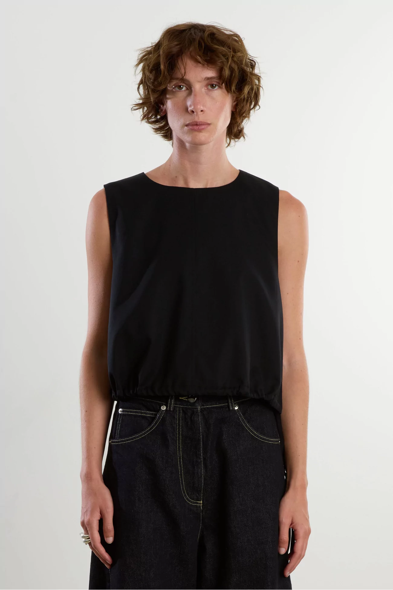 Wool Gabardine Side Tie Vest – Black | Centre Commercial