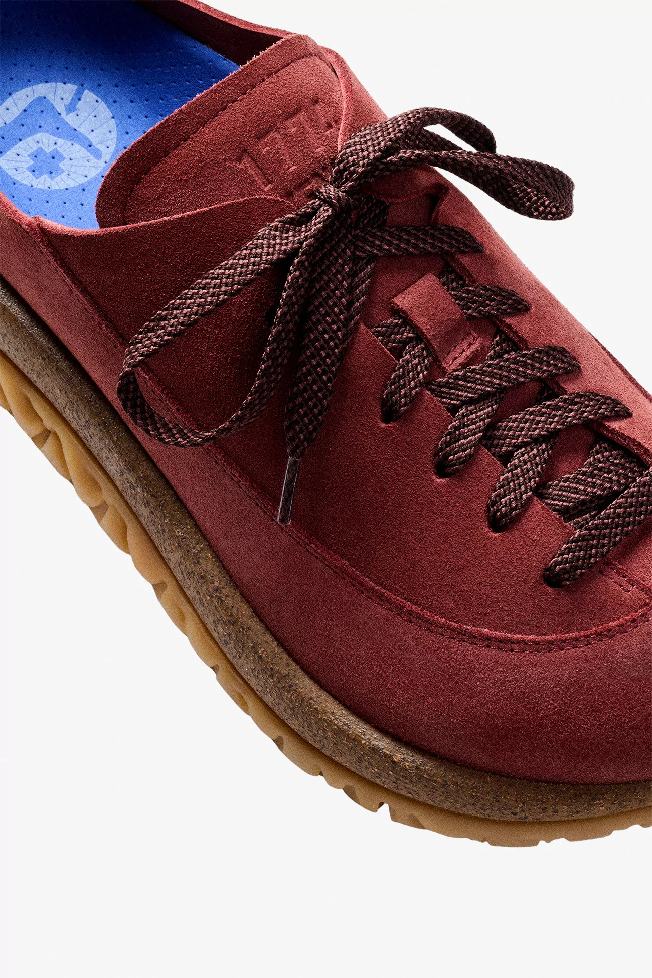 Uerzell Suede Leather Clogs – Wine Red | Centre Commercial