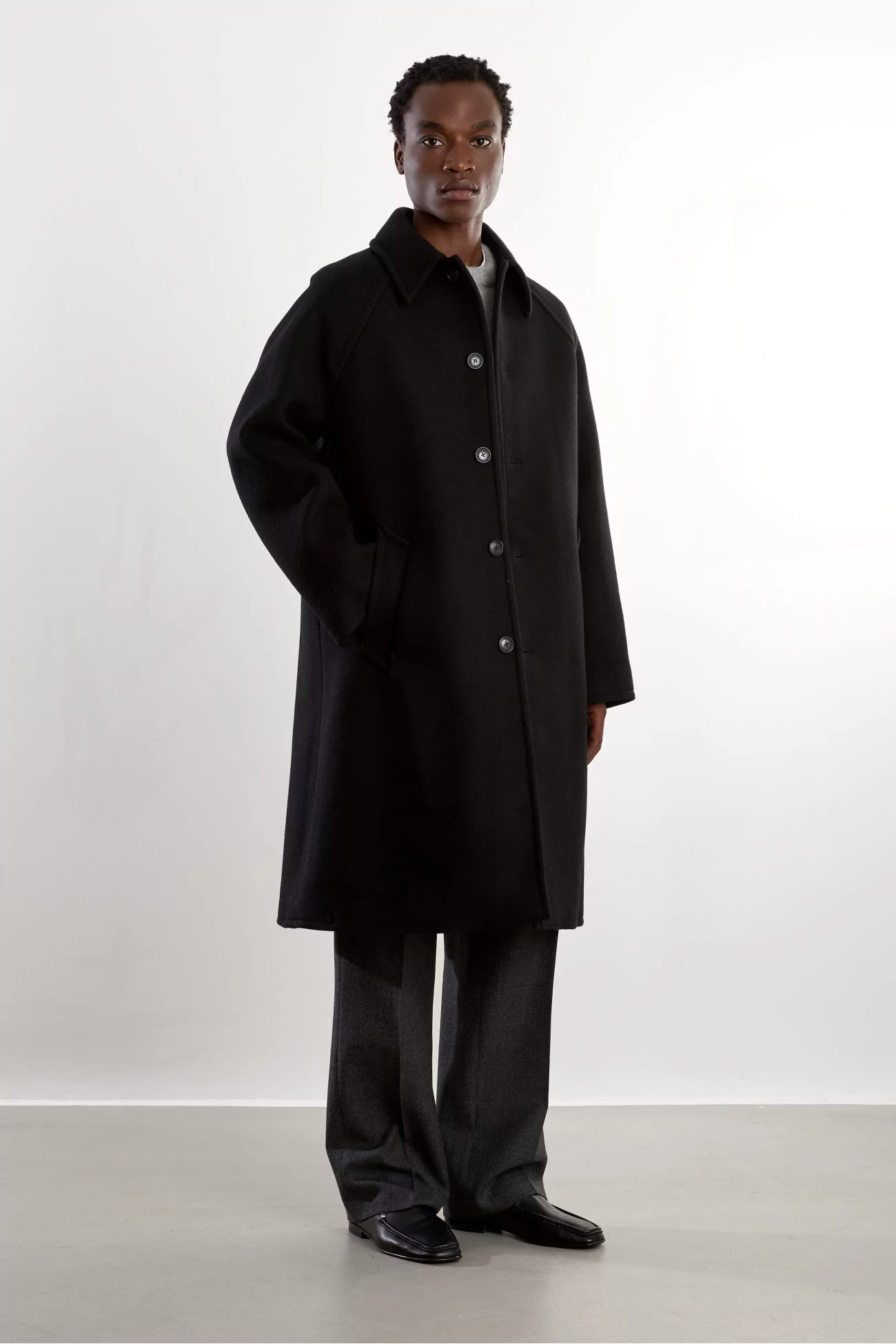 Manteau Homme Laine Raglan Museum Garments – Noir | Centre Commercial