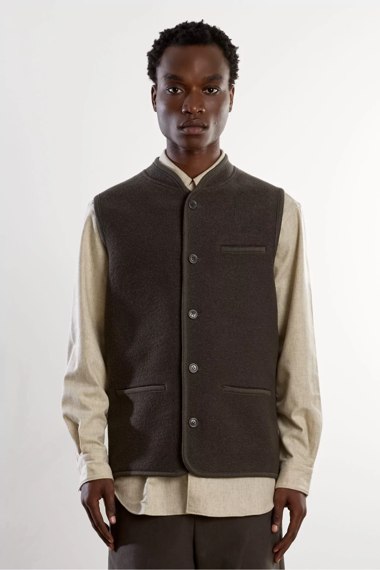 RIER Walker Felted Wool Vest – Zinc Felted | Centre Commercial