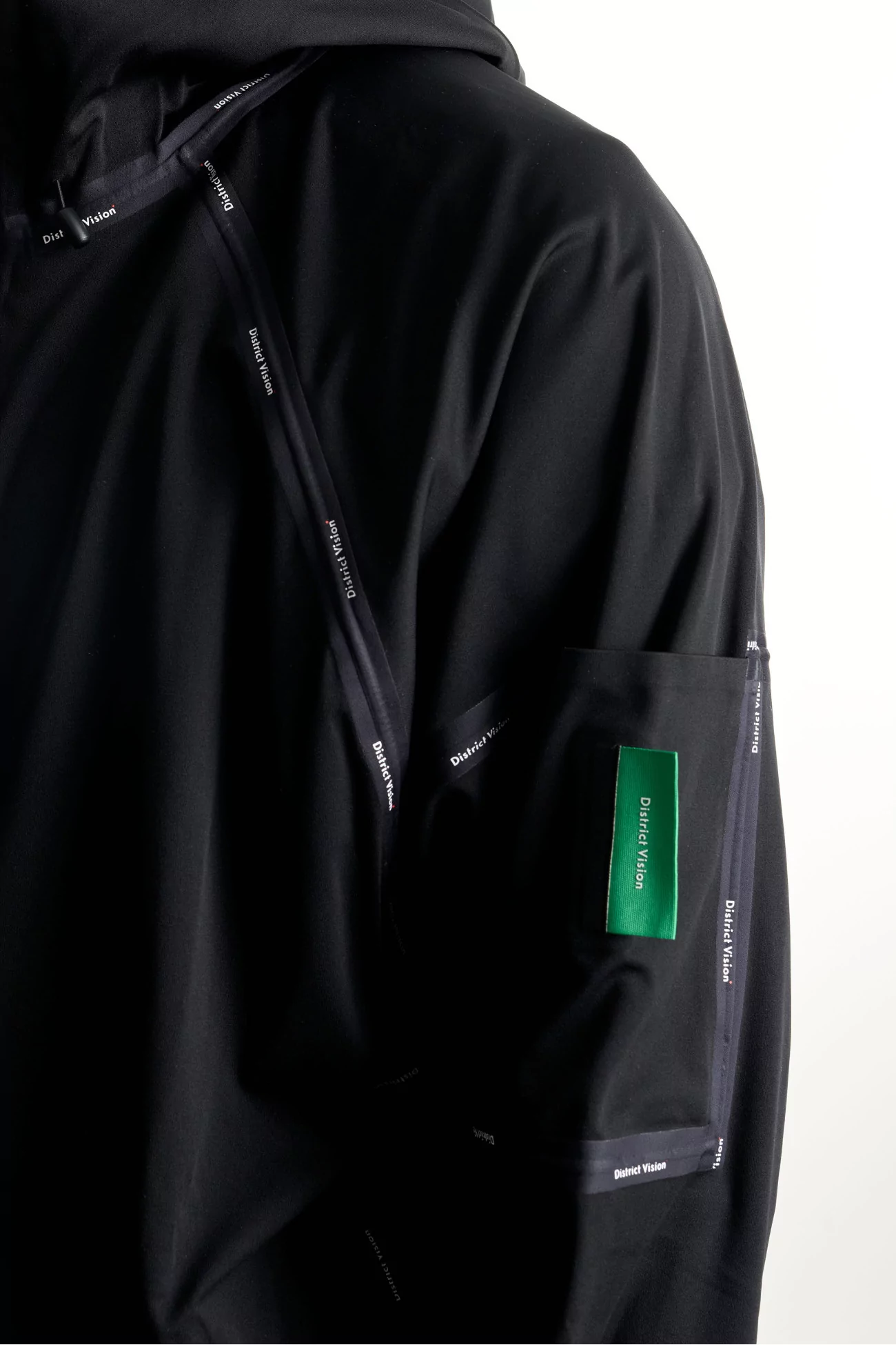 District Vision Performance Lab Waterproof Jacket – Black | Centre Commercial