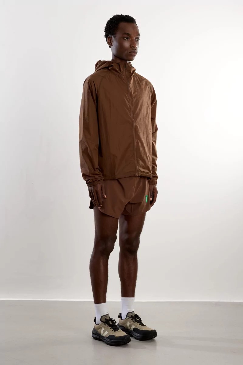 District Vision Ultralight Nylon Wind Jacket – Espresso | Centre Commercial