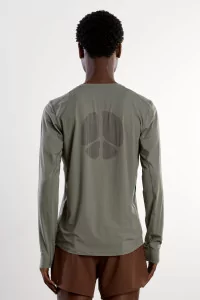 District Vision Ultralight Short Sleeve Aloe Tee – Oyster | Centre Commercial