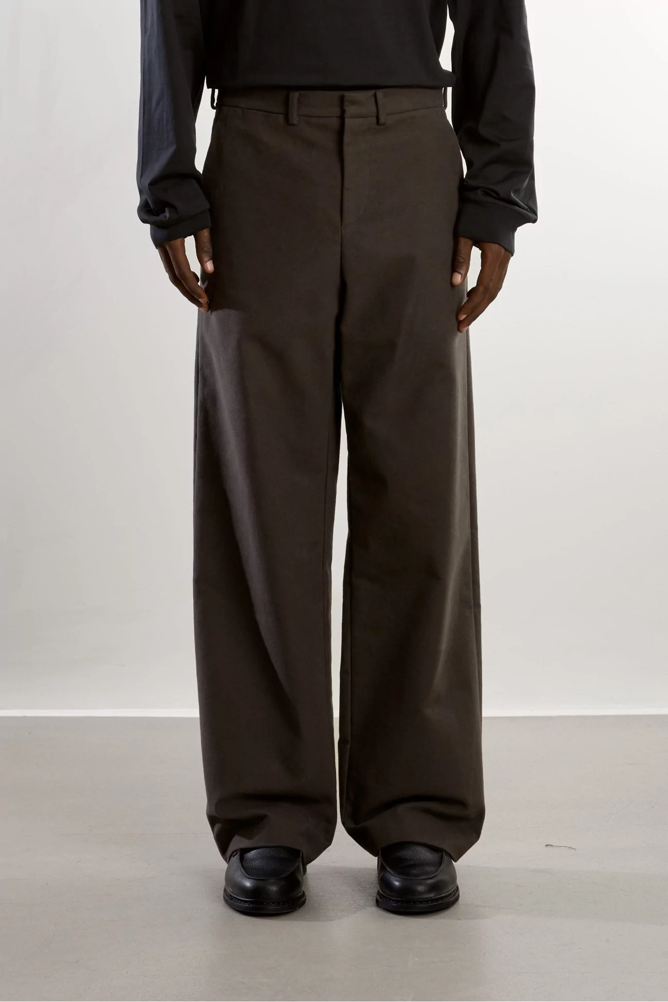 RIER Moleskine Wool Trousers – Zinc | Centre Commercial