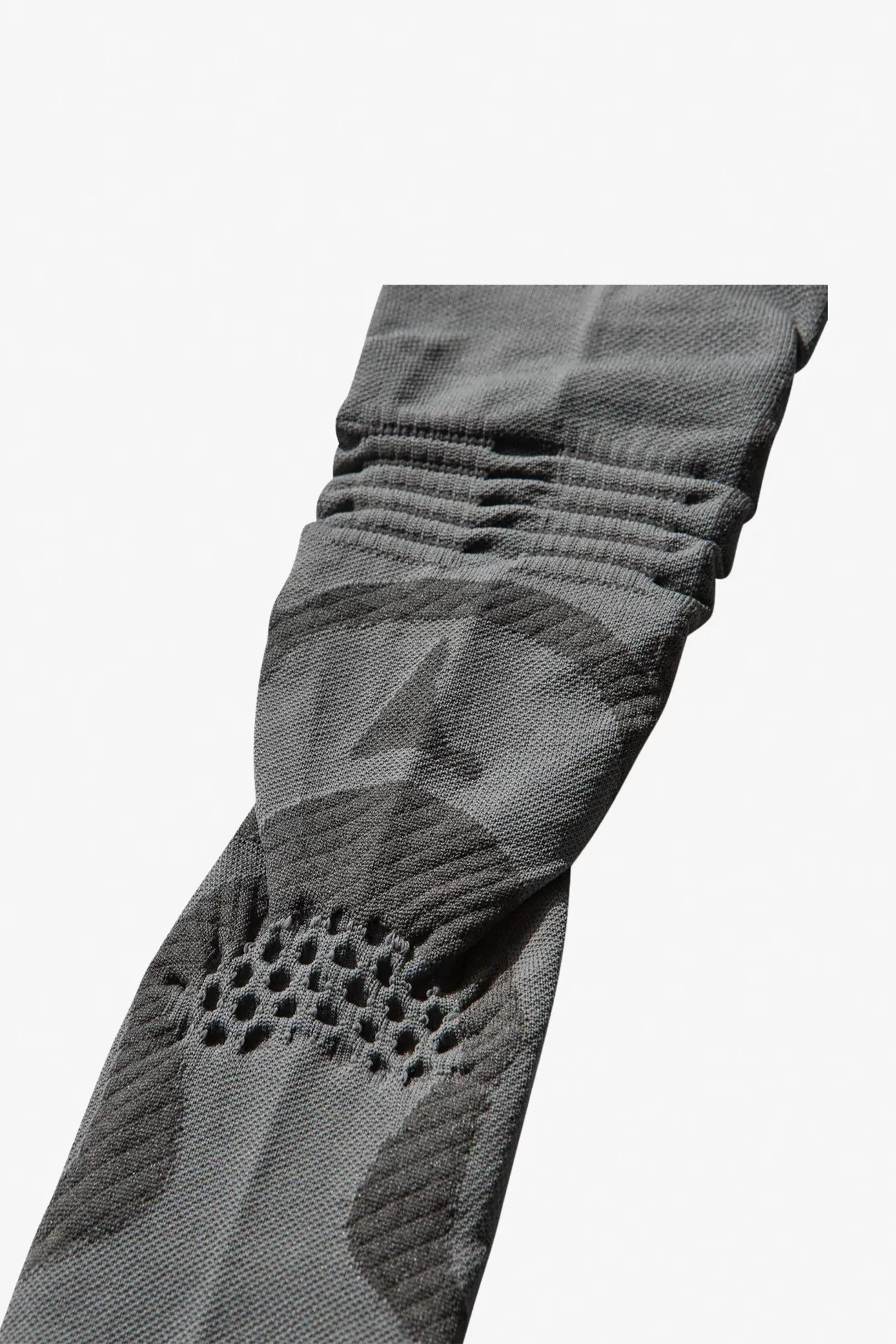 Chaussettes Hautes ROA Bones Q-Skin – Grey | Centre Commercial