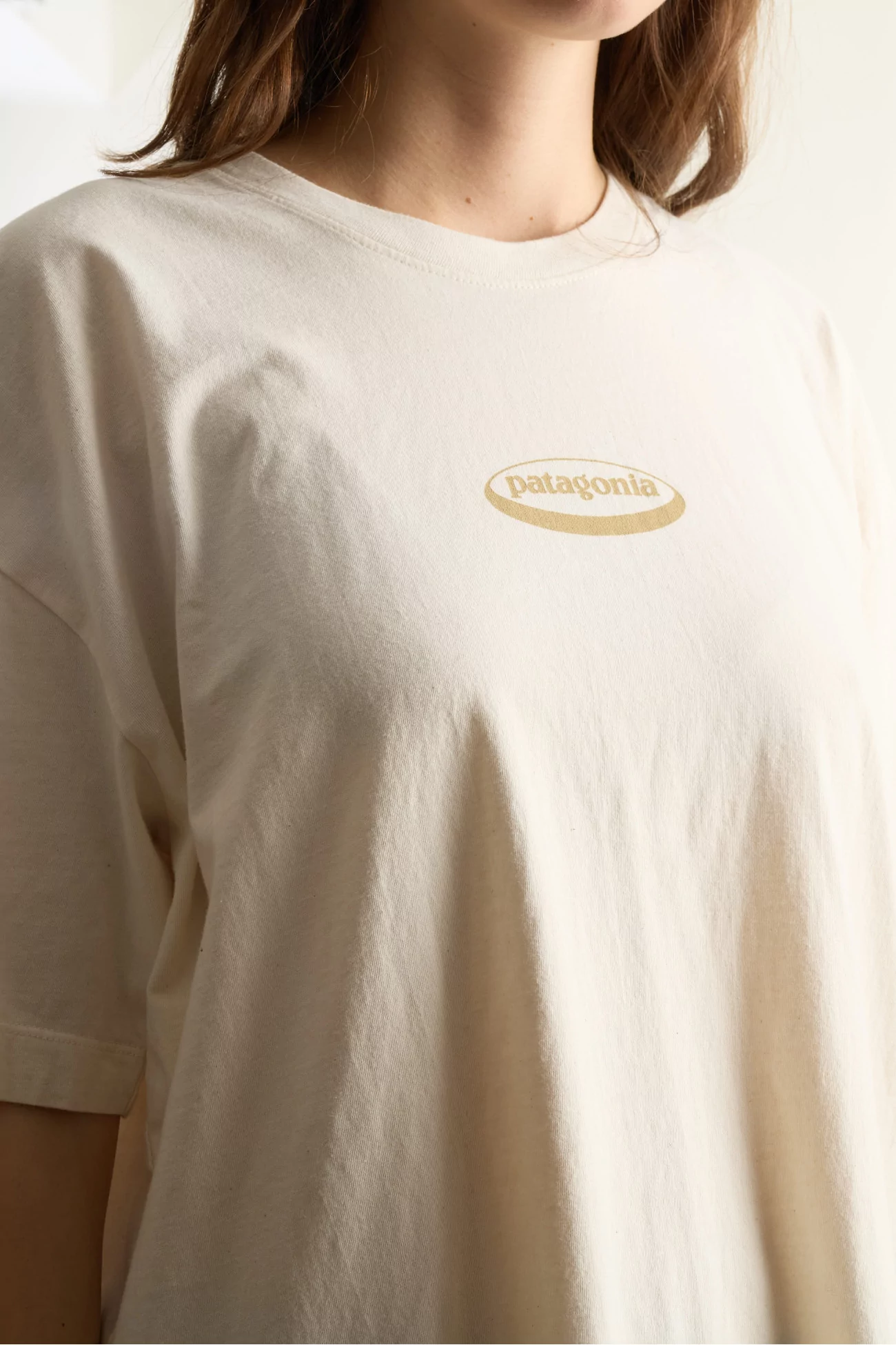 Patagonia '95 Oval Logo Oversized T-Shirt Women – Undyed Natural | Centre Commercial