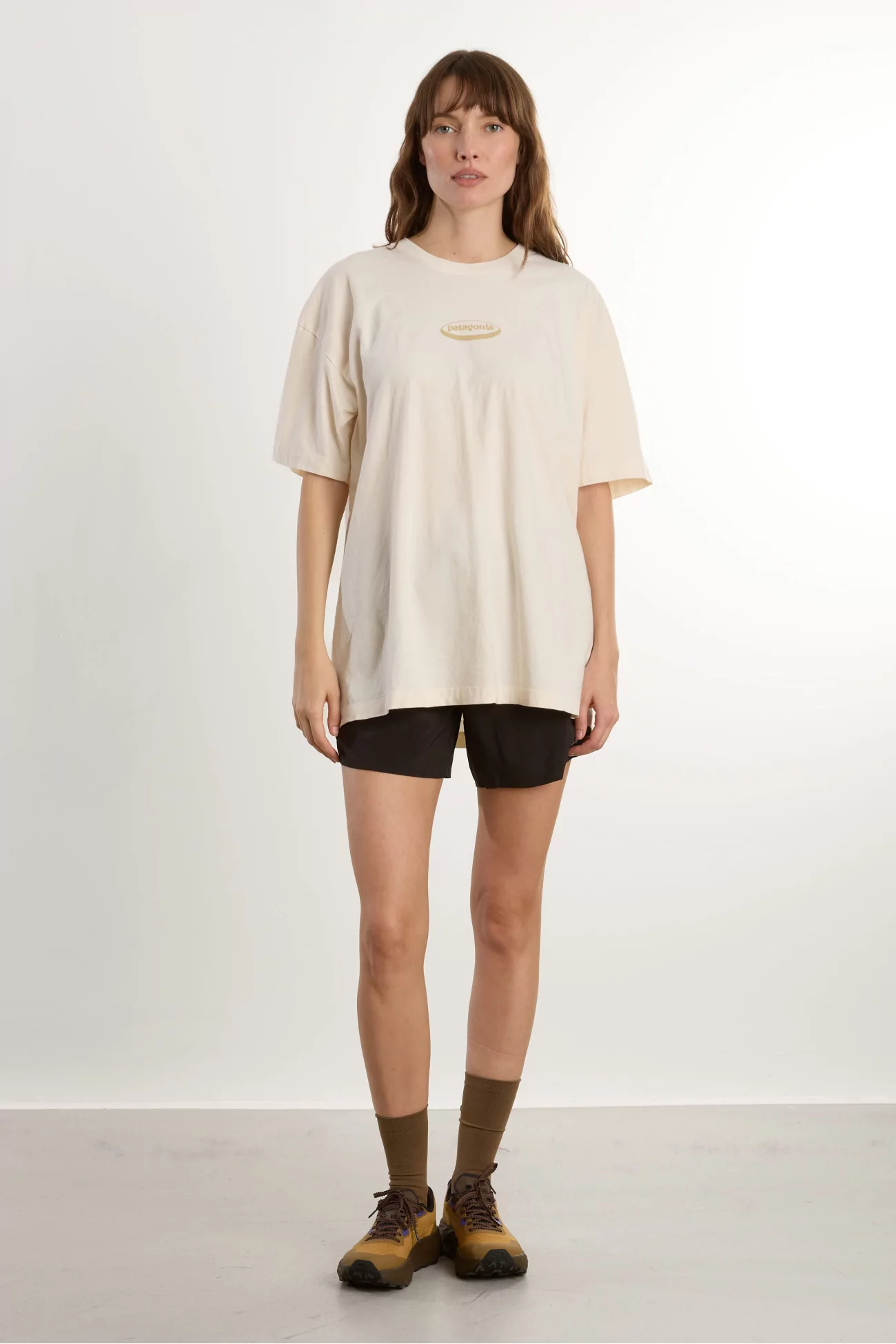 Patagonia '95 Oval Logo Oversized T-Shirt Women – Undyed Natural | Centre Commercial
